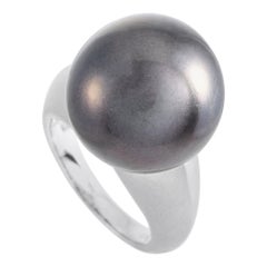 LB Exclusive Platinum and Tahitian Pearl Ring