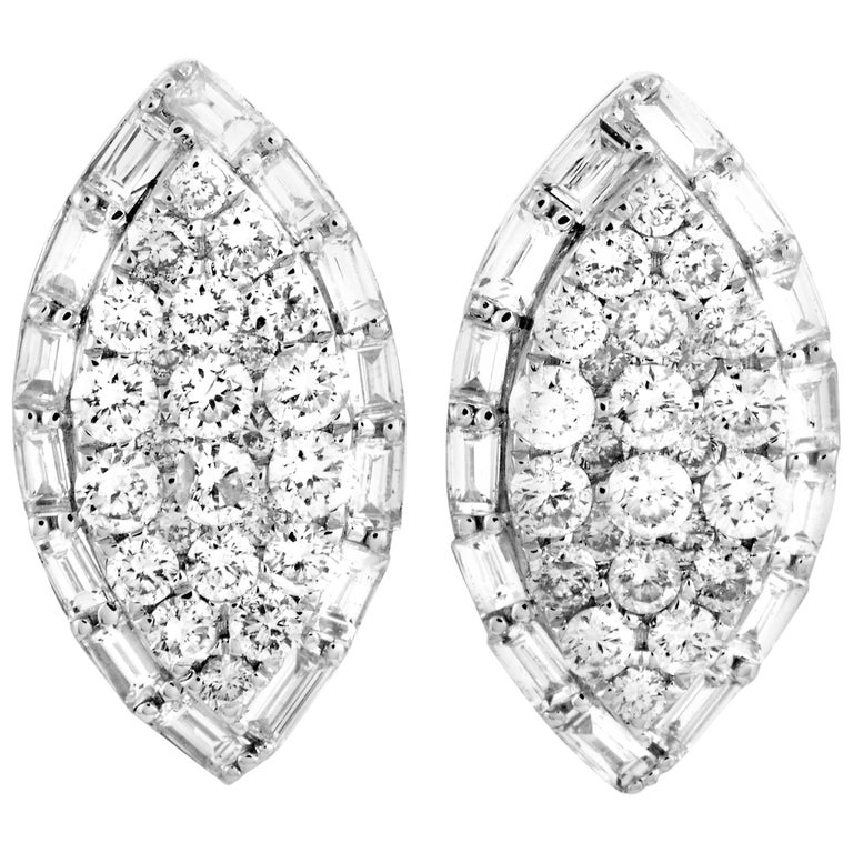LB Exclusive White Gold Diamond Pave Stud Earrings For Sale at 1stdibs