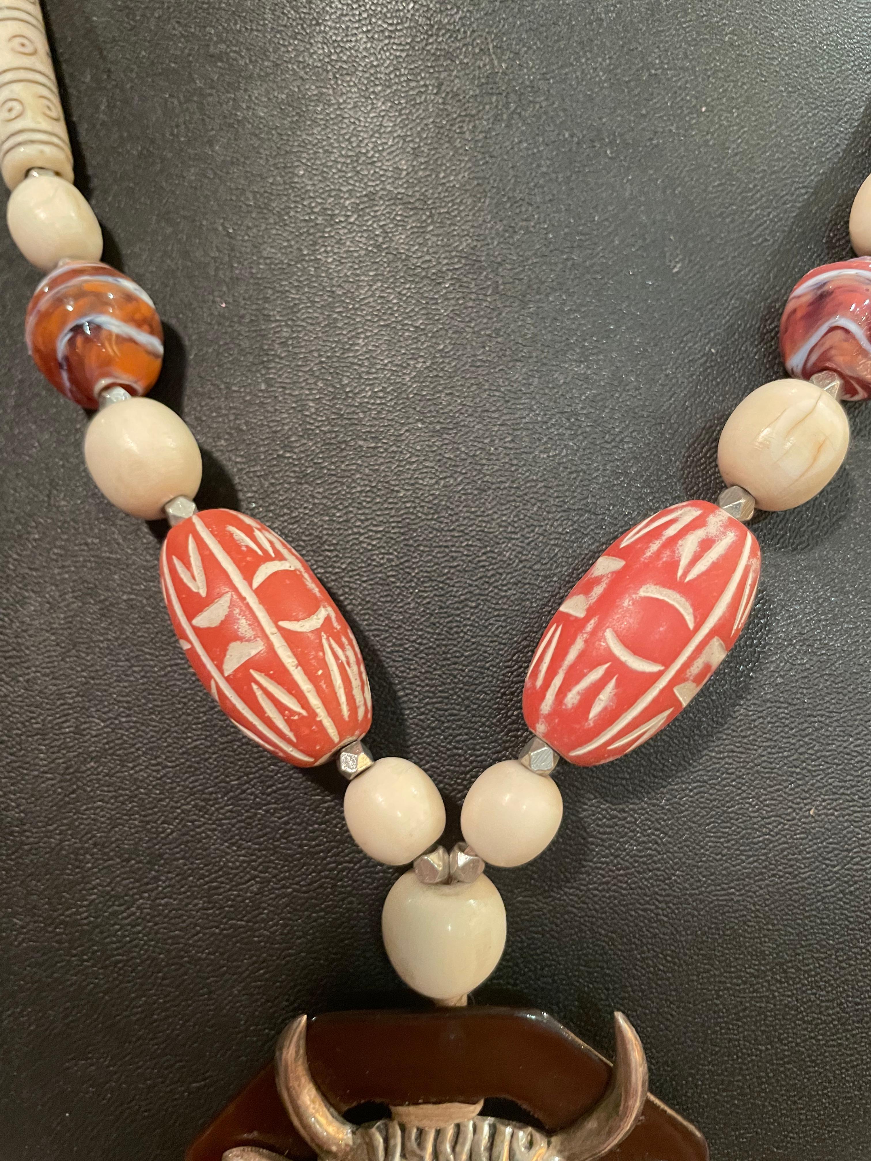 LB bietet eine handgefertigte, einzigartige Halskette im Stil des Südwestens, Sterling, aus Sterling (Indigene Kunst (Nord-/Südamerika)) im Angebot