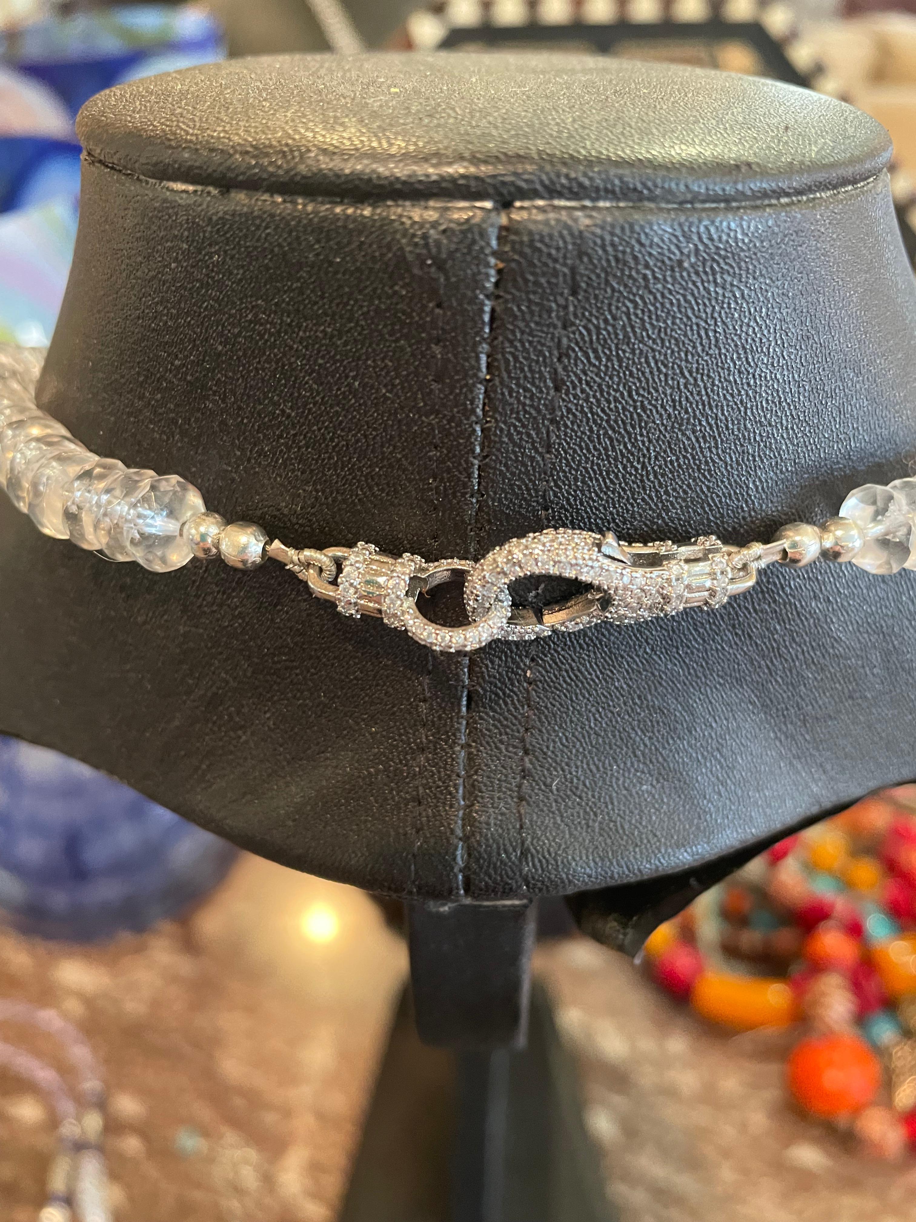 LB bietet eine atemberaubende, OOAK , Sterling und Kristall, Vintage-Urne  Anhänger Halskette Damen im Angebot