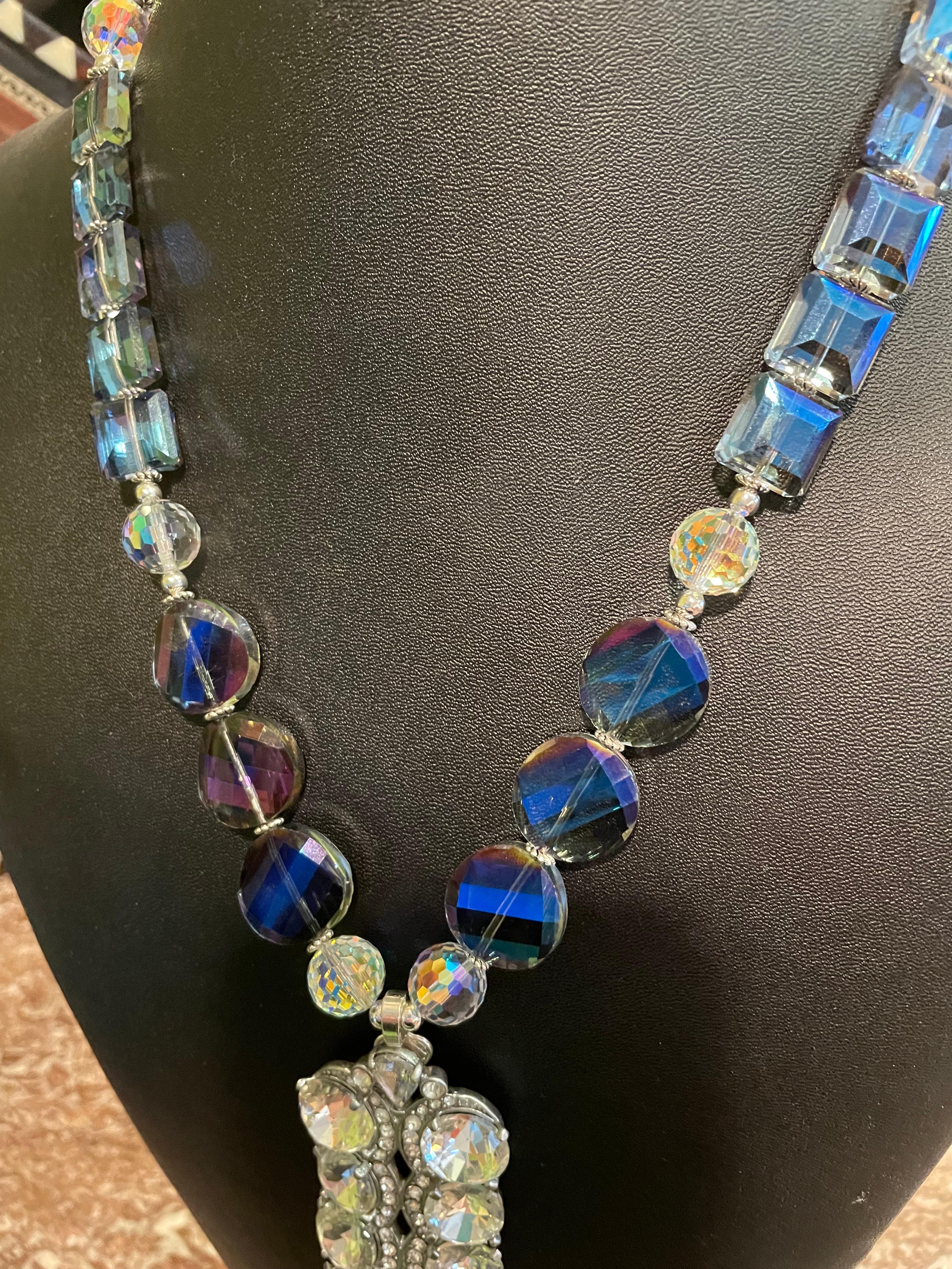 Women's LB offers a vintage crystal dress clip Czech crystal Vintage crystal necklace For Sale