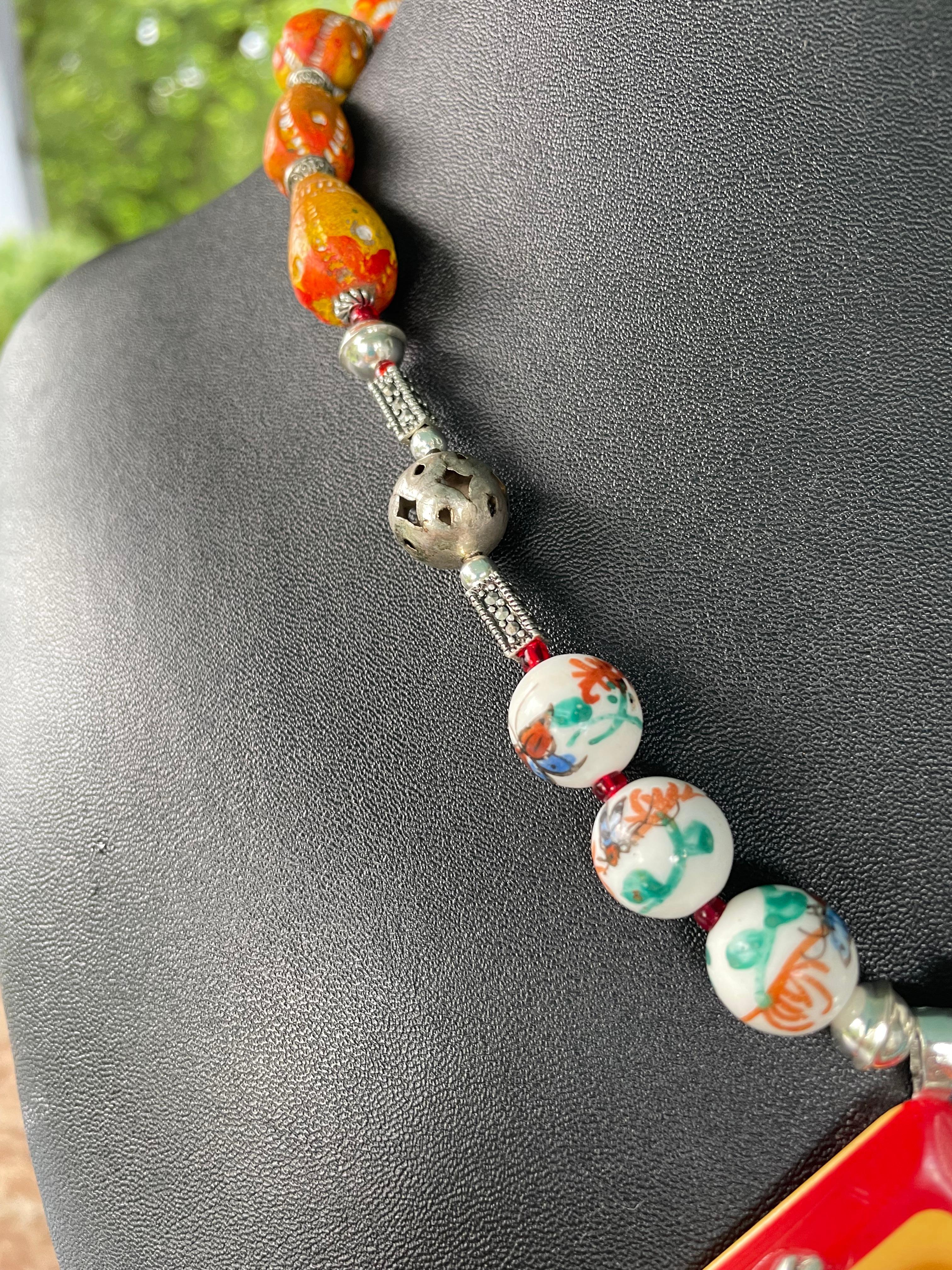 LB offers Bakelite Buckle Sterling MOP Frog Chinese beads Tribal beads Necklace In Good Condition For Sale In Pittsburgh, PA