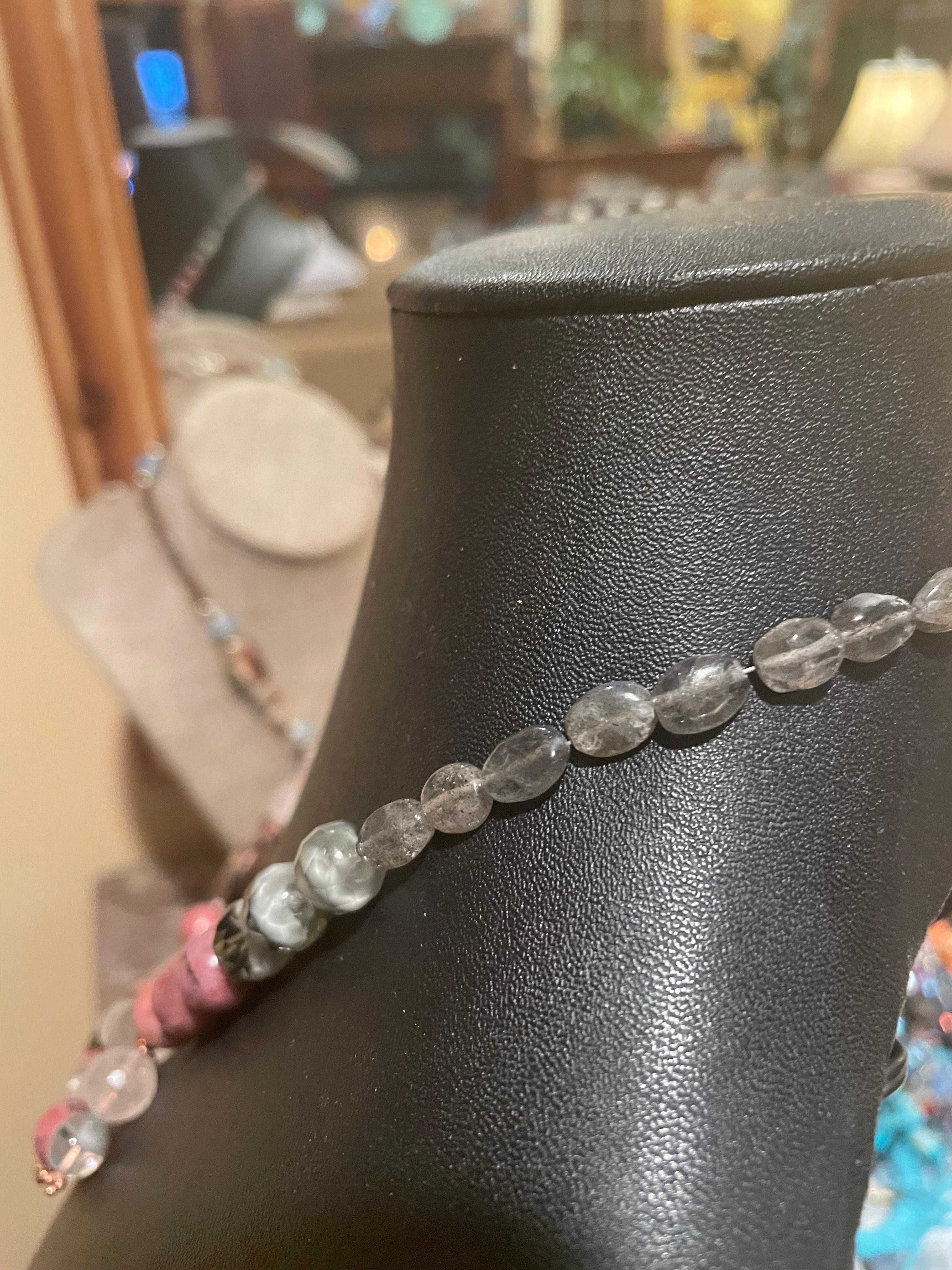 LB bietet geschnitzten Rosenquarz venezianischen Rhodochrosit Labradorit Glas Halskette im Angebot 4