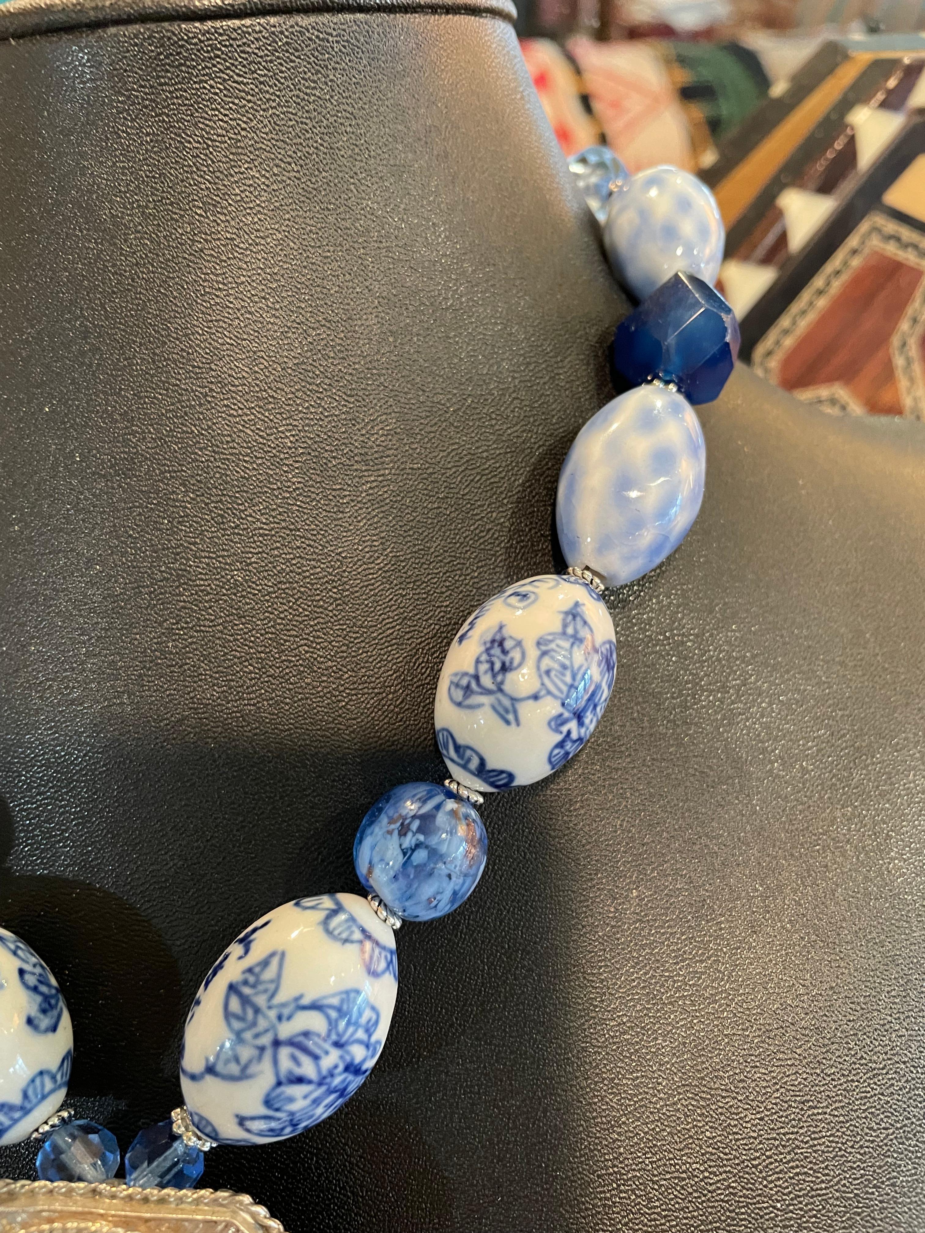 Anglo-Indian LB offers Lapis Lazuli Silver Pendant Necklace with Crystal China Ceramic Agate For Sale