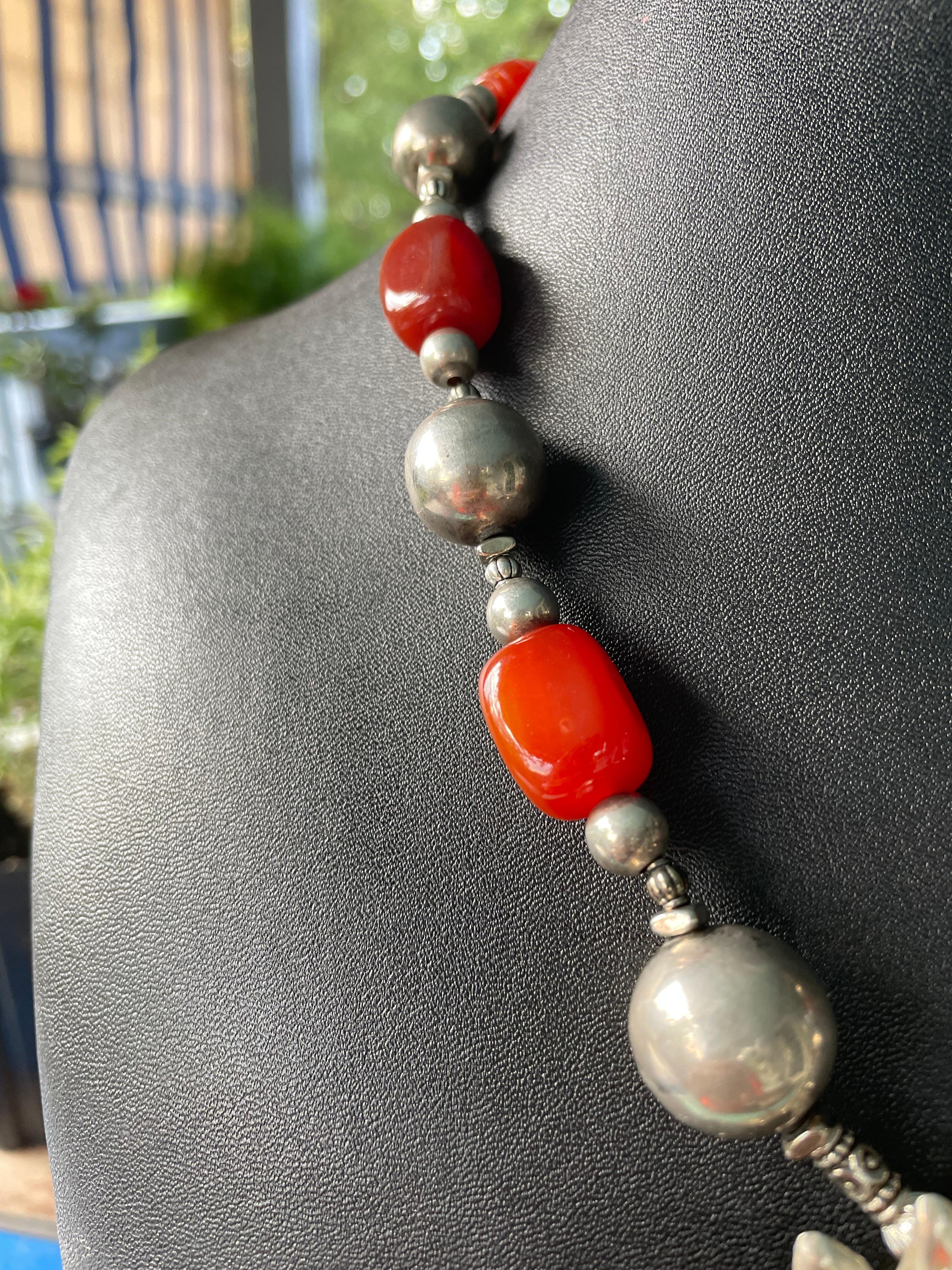 Artigiano LB offre il ciondolo Sole messicano SS Corniola SS Collana di perline d'argento messicane in vendita