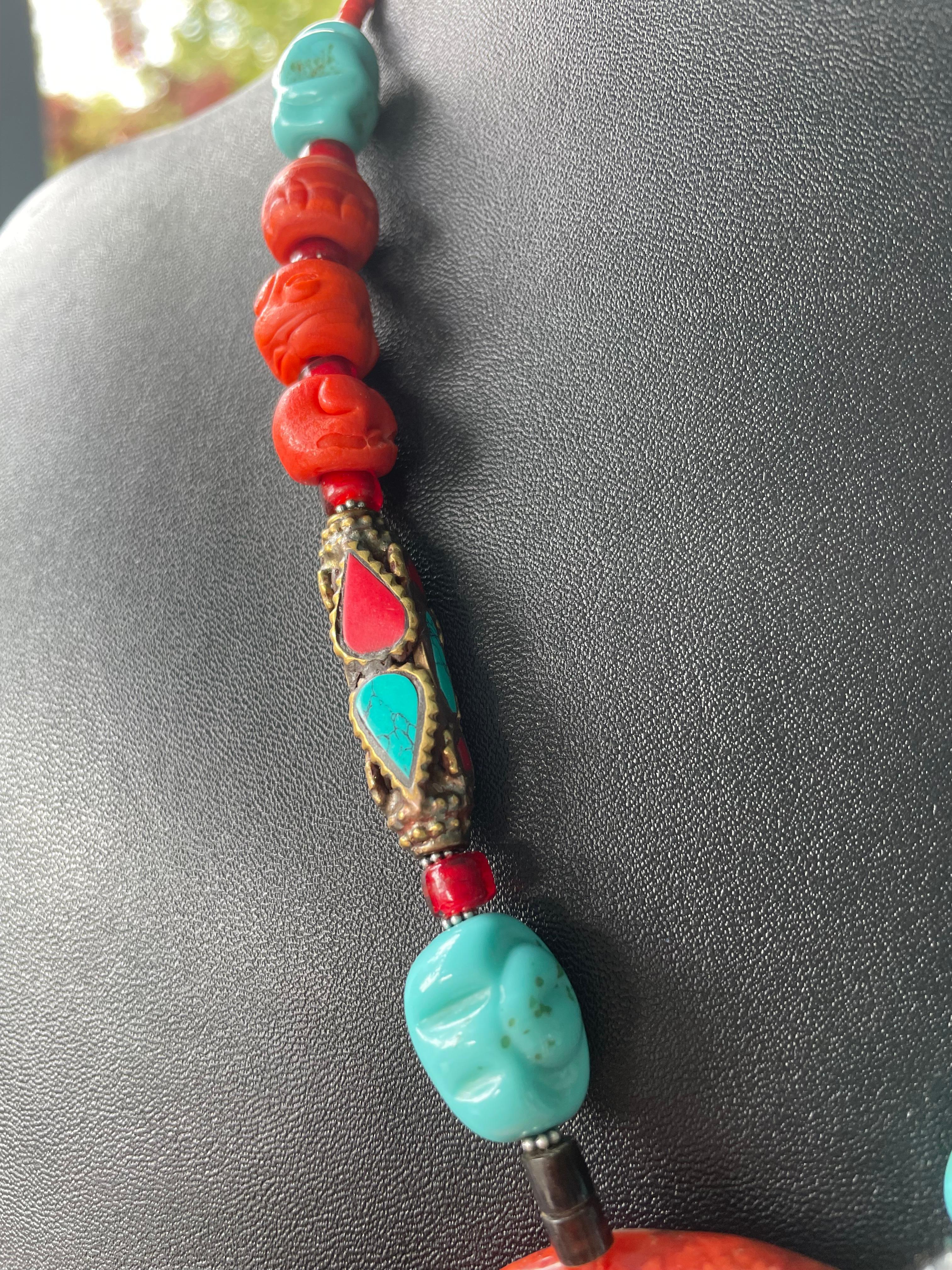 LB bietet Santo Domingo Shell Anhänger Tibetan Messing Glas Türkis Halskette (Gemischter Schliff) im Angebot