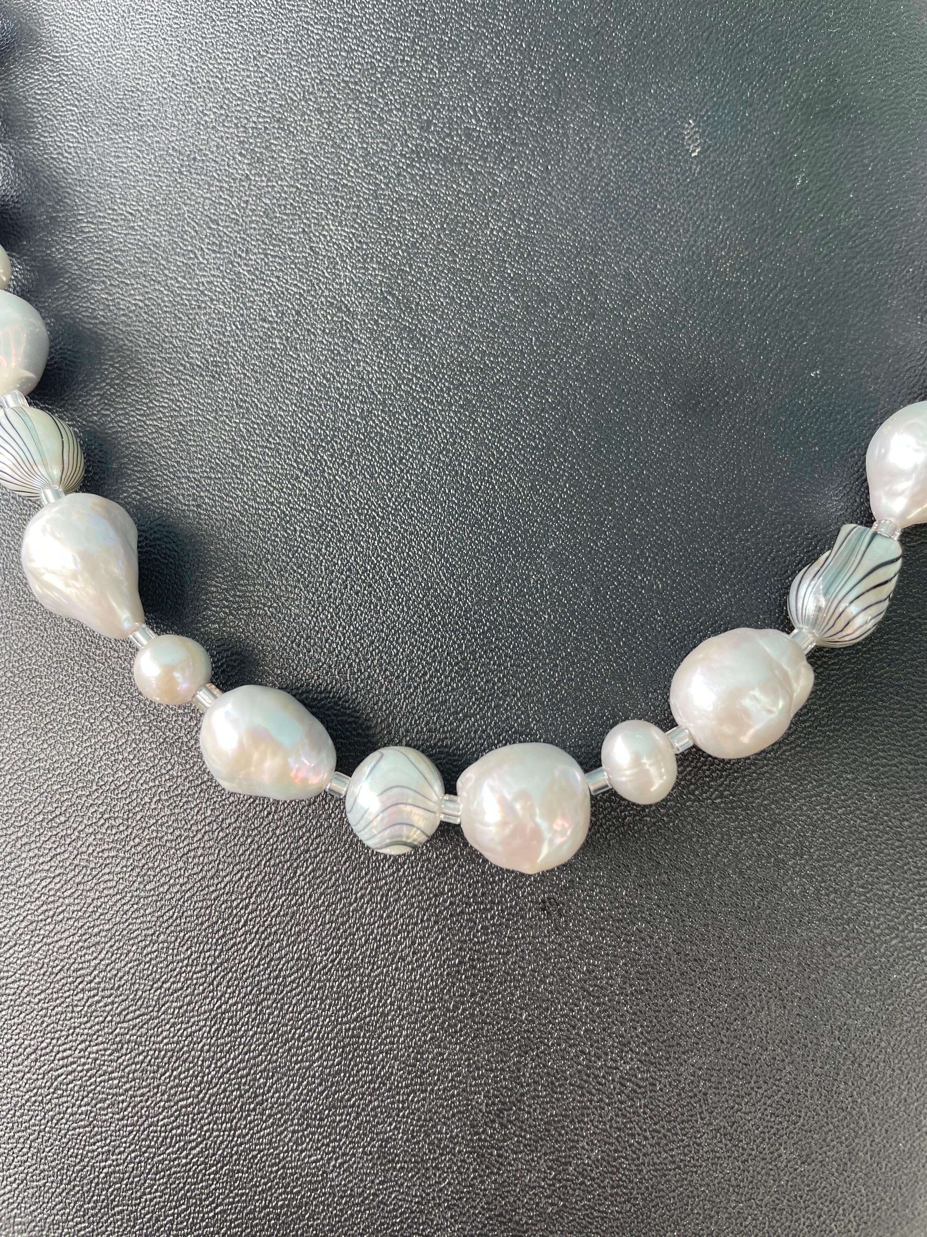 LB offre un filo di perle cinesi d'acqua dolce grigie a strisce per una collana di perle SS In condizioni Nuovo in vendita a Pittsburgh, PA