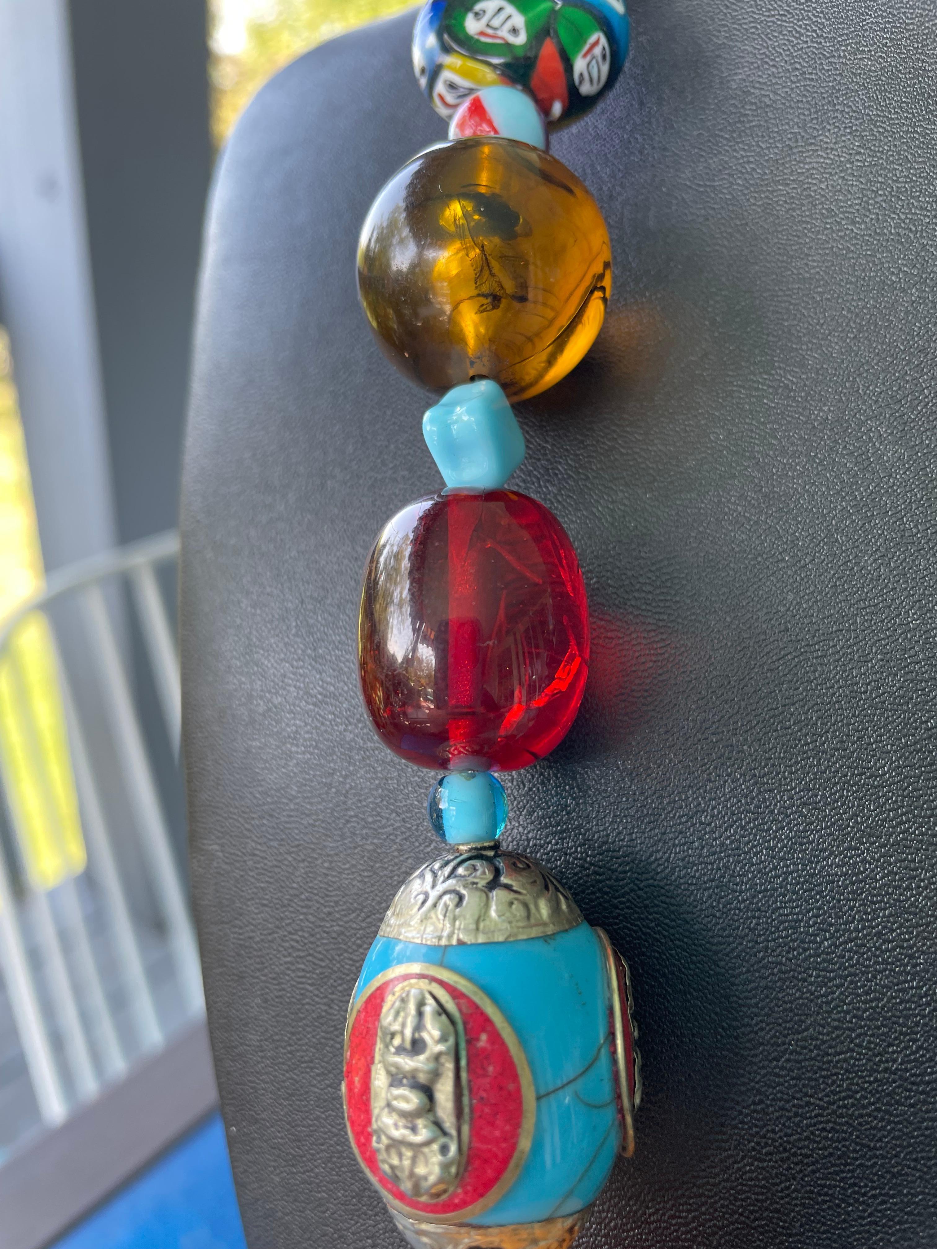 LB offers Tibetan Bakelite Venetian Glass Resin Turquoise bead Necklace In Good Condition In Pittsburgh, PA