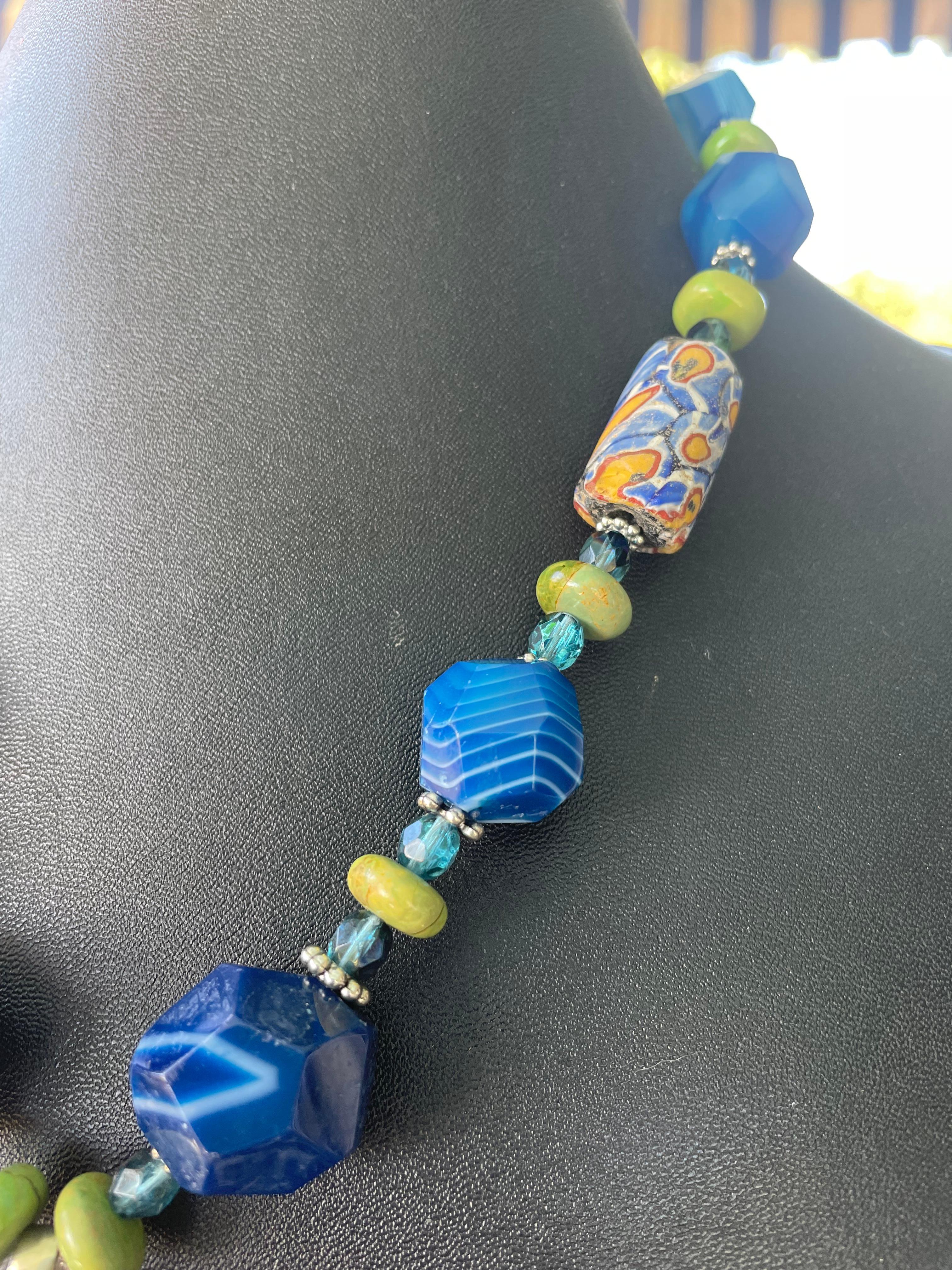 Bead LB offers Tibetan Silver Lapis pendant Blue Agates Turquoise Venetian necklace For Sale