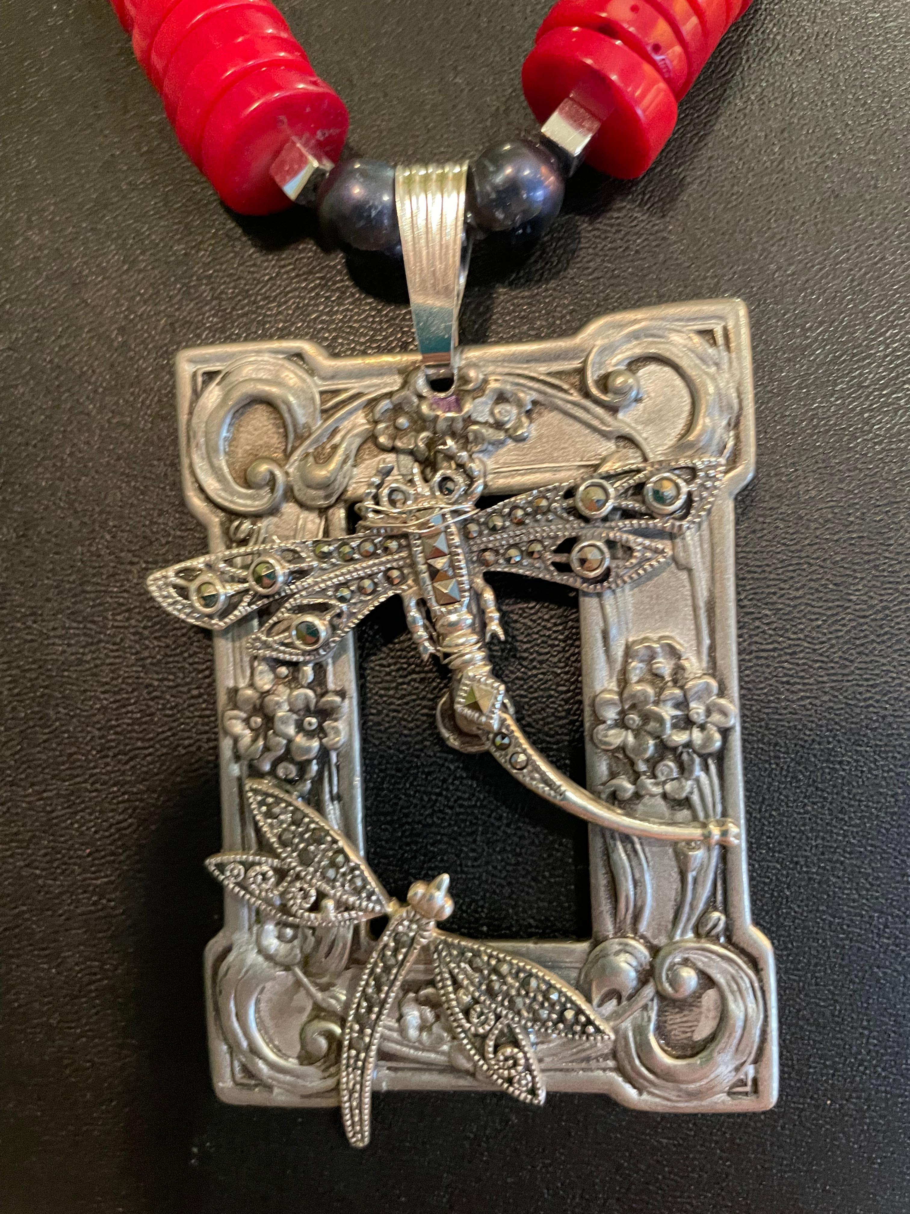 LB bietet Vintage Art Nouveau Jugendstil Schnalle Vintage Sterling Libellen Koralle Halskette im Angebot 3