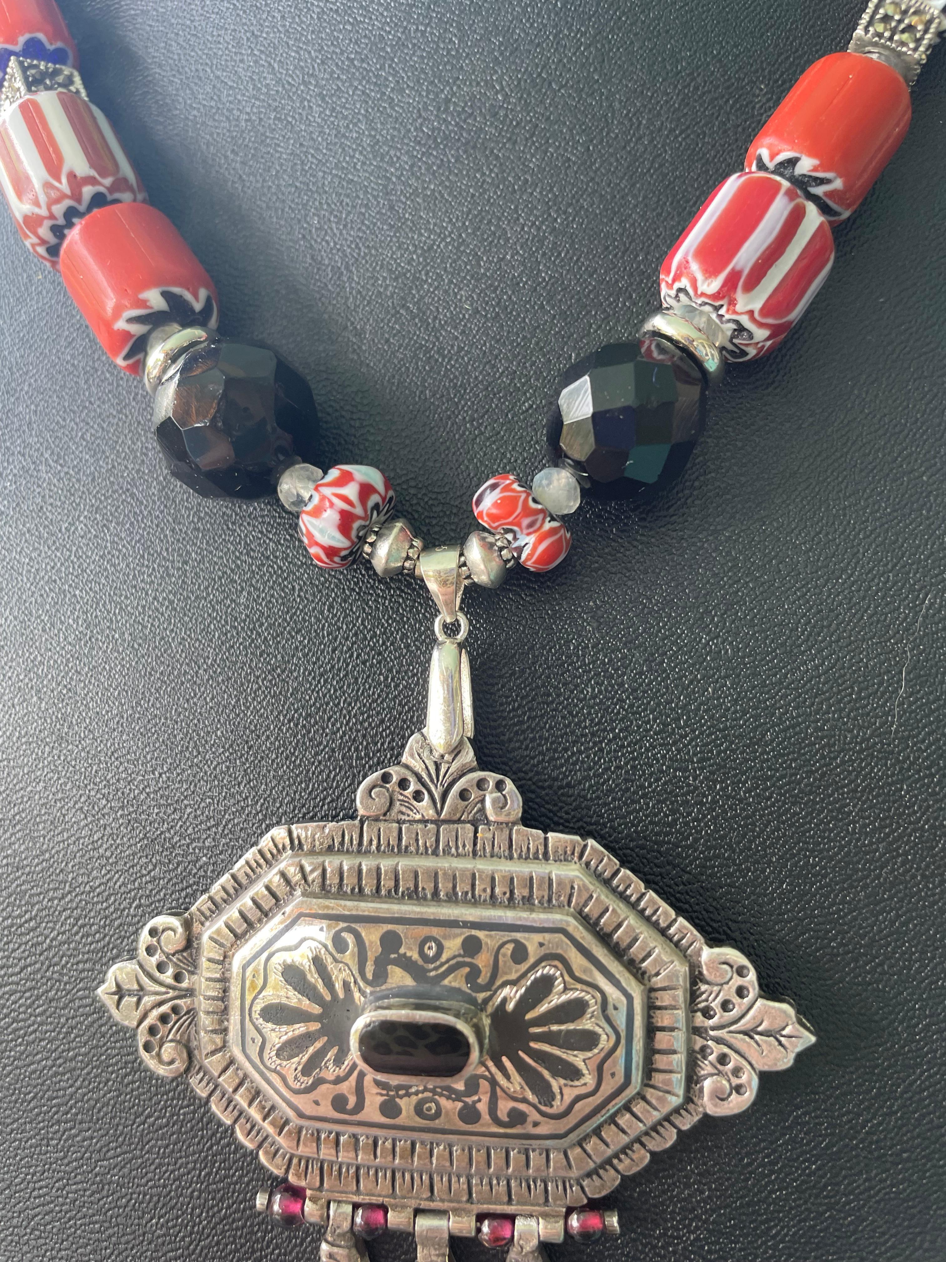 Art Deco LB offers Vintage Austrian SS pendant Venetian chevron beads Jet Lava Necklace For Sale