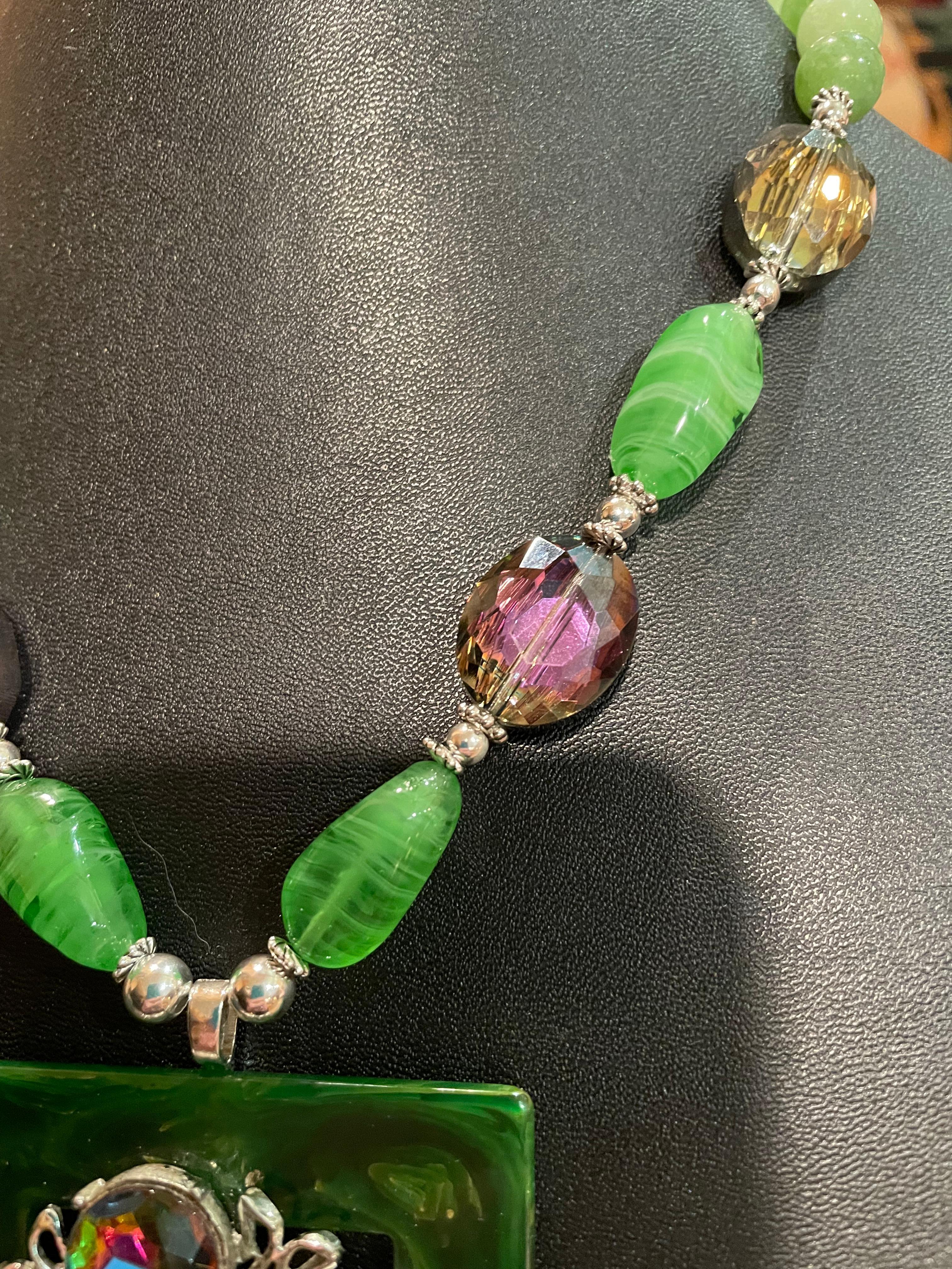 Bead LB offers Vintage Bakelite buckle Vintage brooch Crystals French glass Necklace For Sale