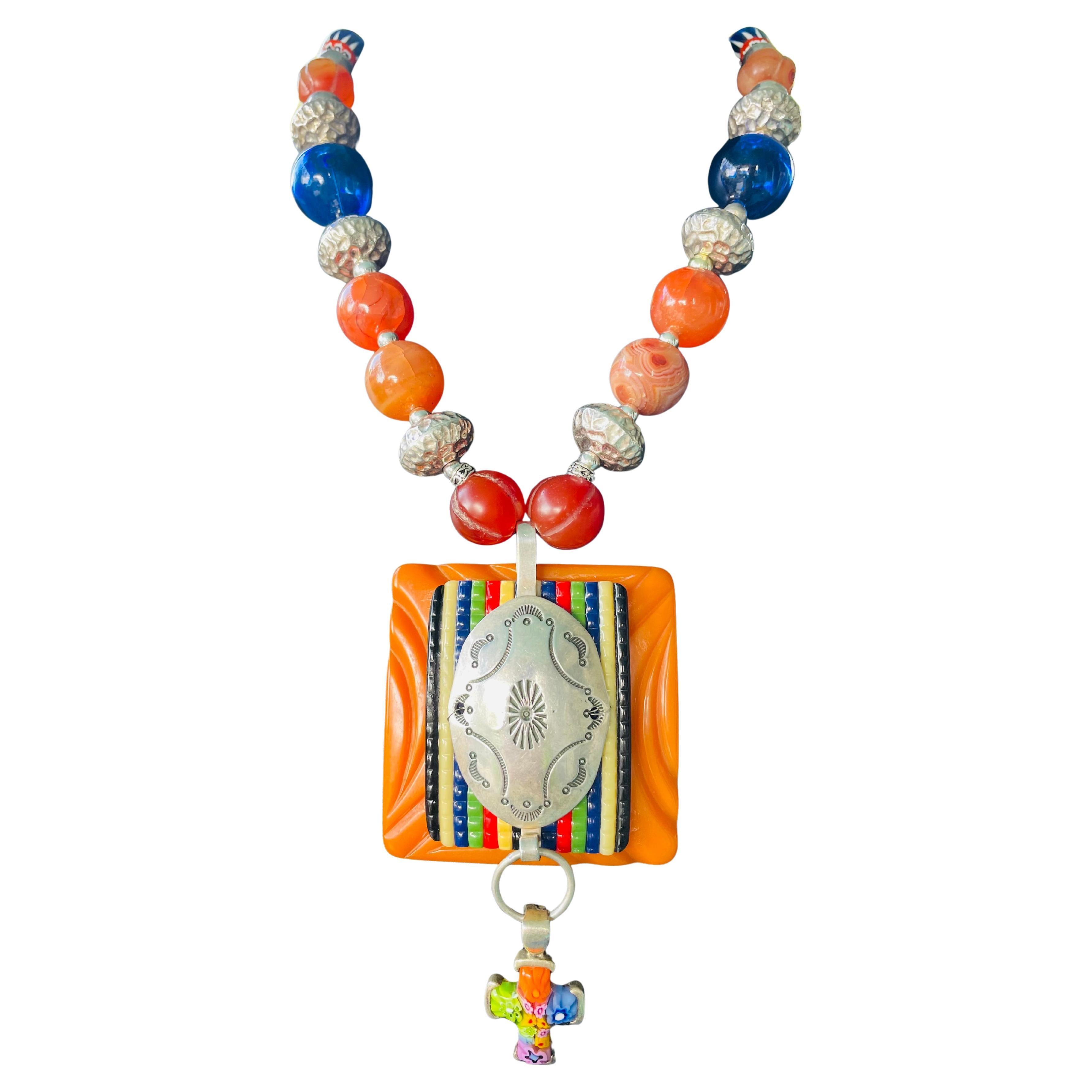 LB offre una collana di perle di bachelite SS Cocha veneziana in vetro corniola SS vintage