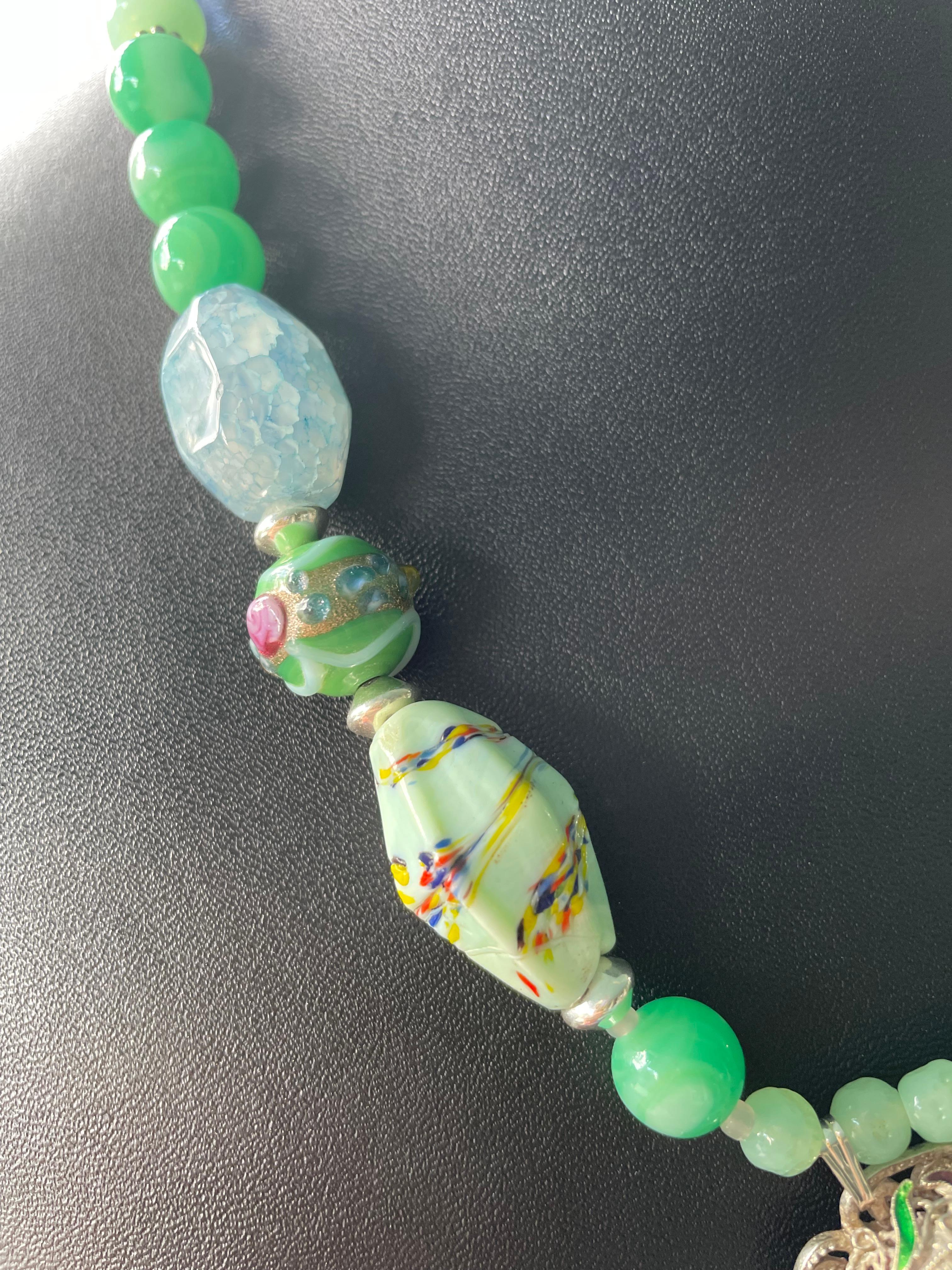 LB bietet Vintage Chinese Jade Sterling Emaille Brosche venezianischen Achaten Halskette im Angebot 2
