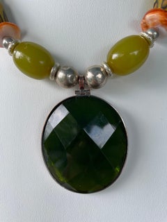 LB offers Vintage Glass Copper Pendant Bakelite African Venetian beads Necklace