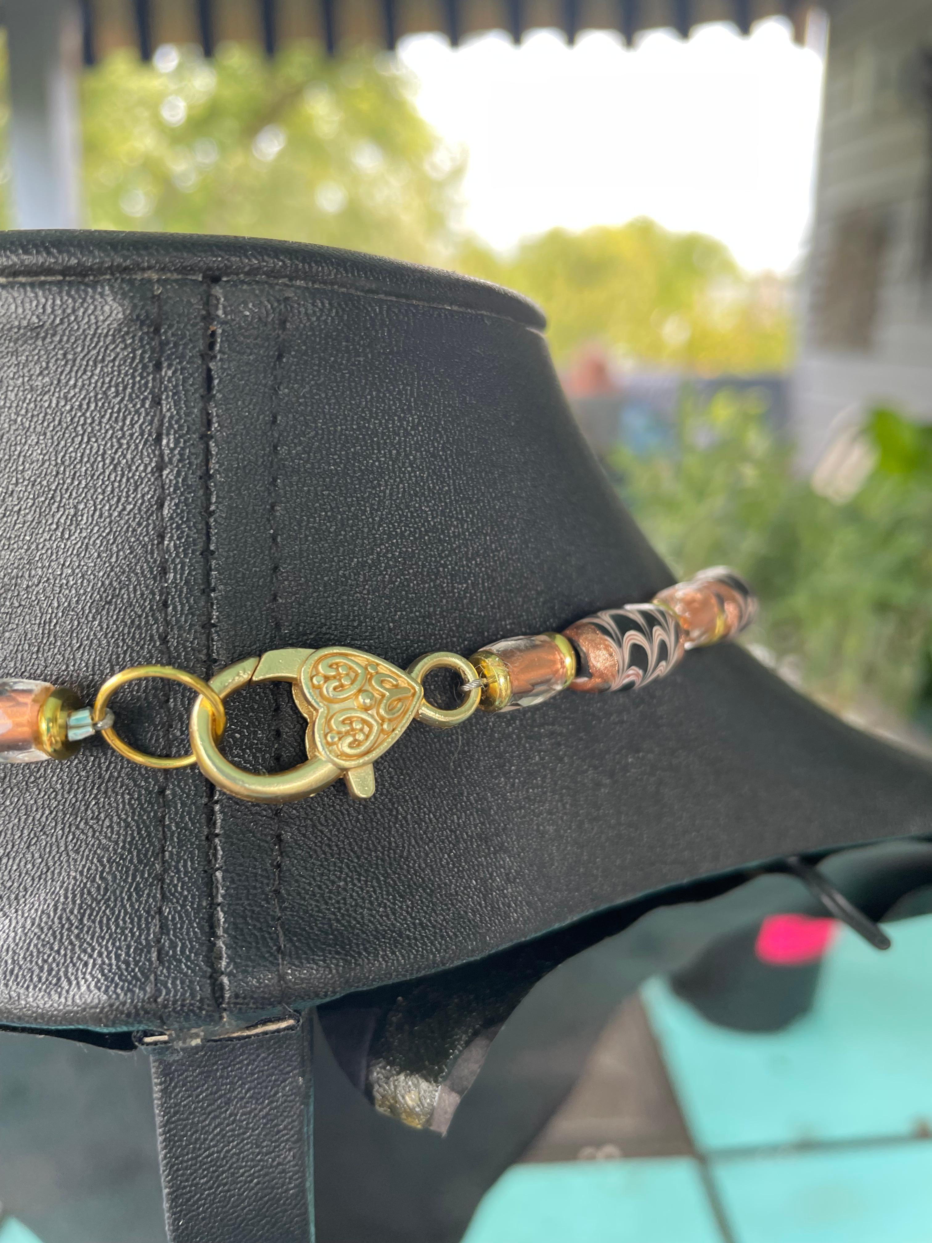 LB offers Vintage Mexican Copper Brass pendant Carnelian Venetian brass necklace For Sale 2