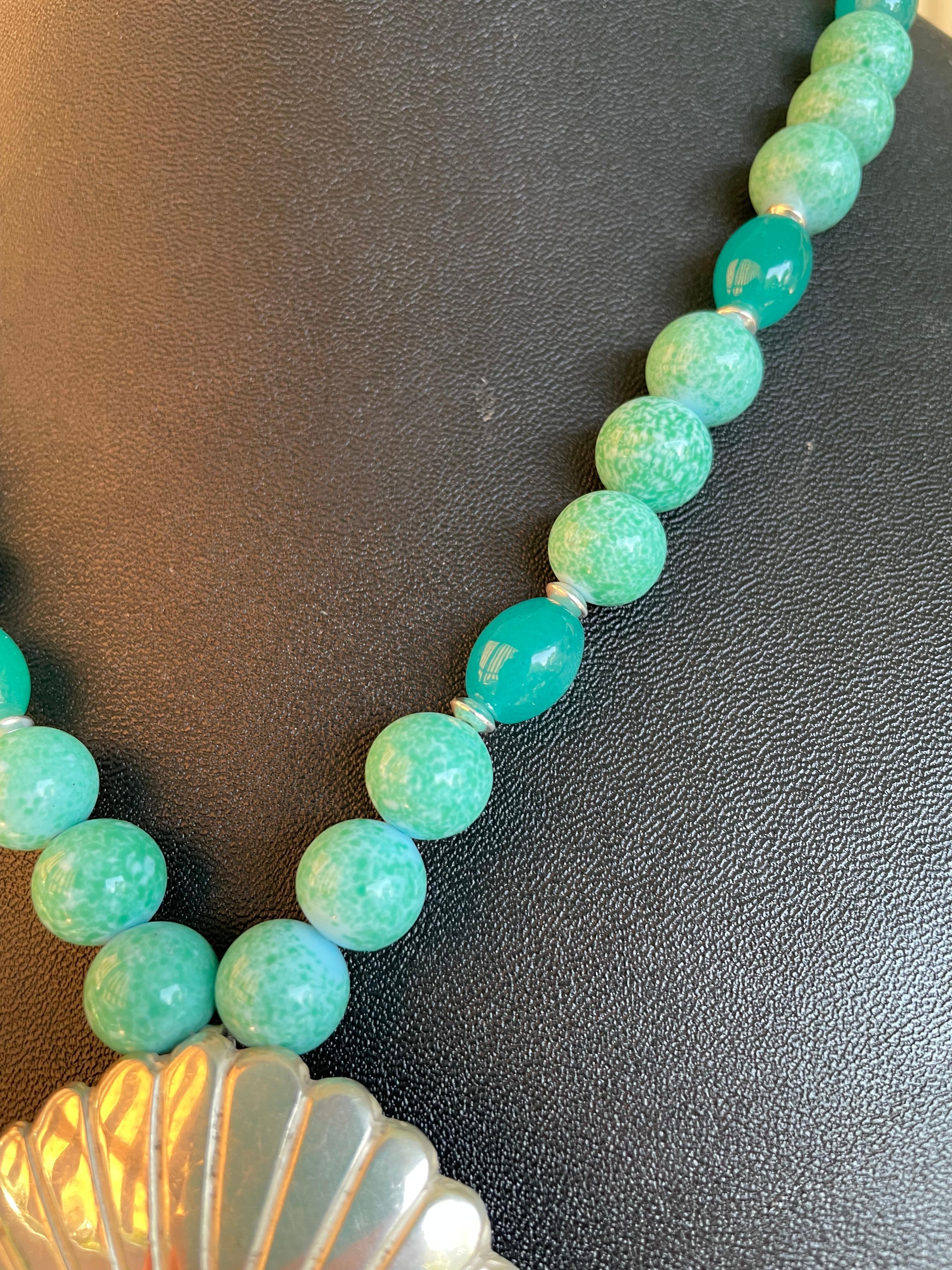 Native American LB offers Vintage Navajo Sterling Turquoise concha pendant Peking glass necklace For Sale