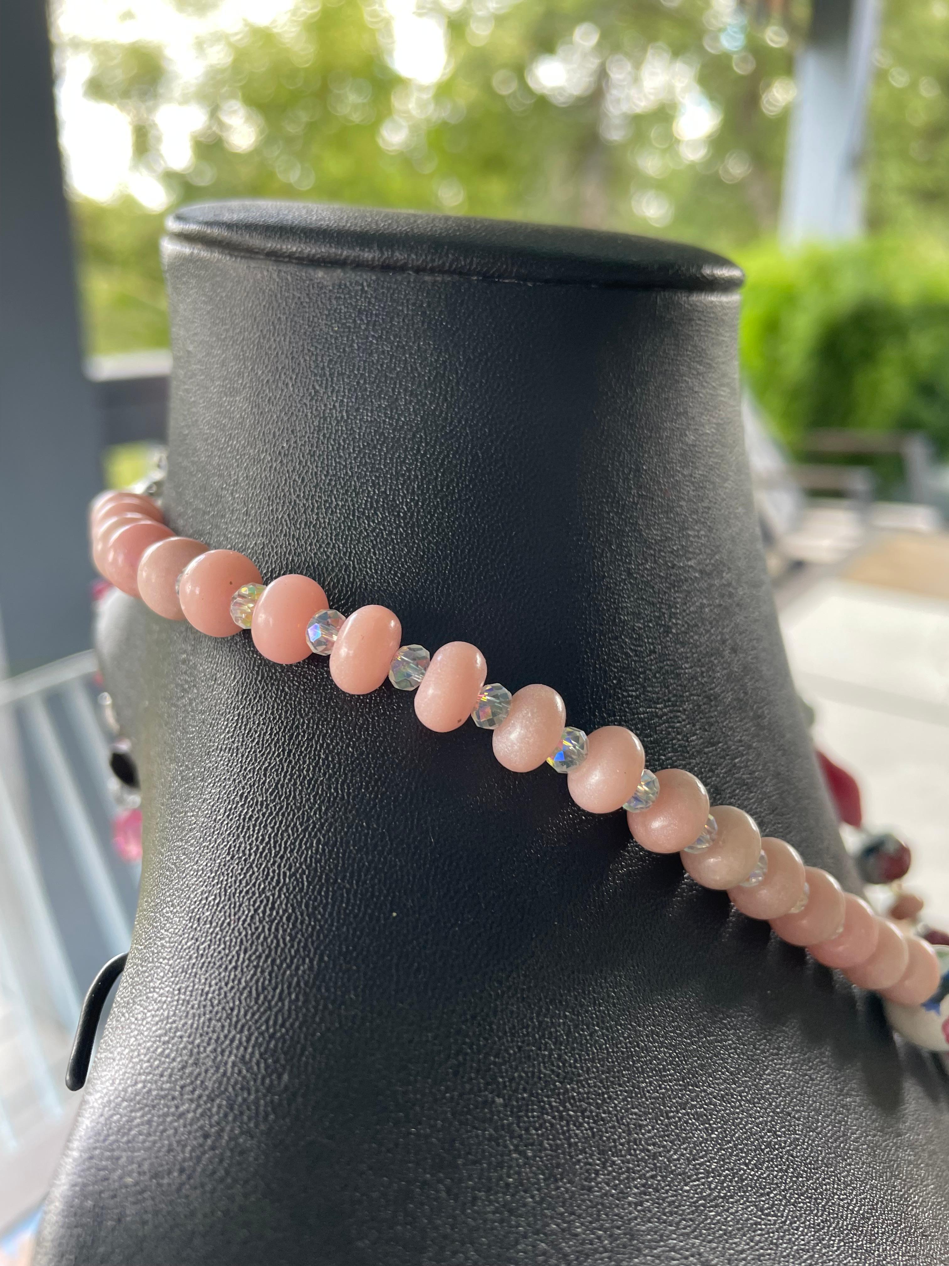 LB bietet Vintage SS Brosche Keramik Rose Perlen Rose Quartz Kristall Halskette im Angebot 2