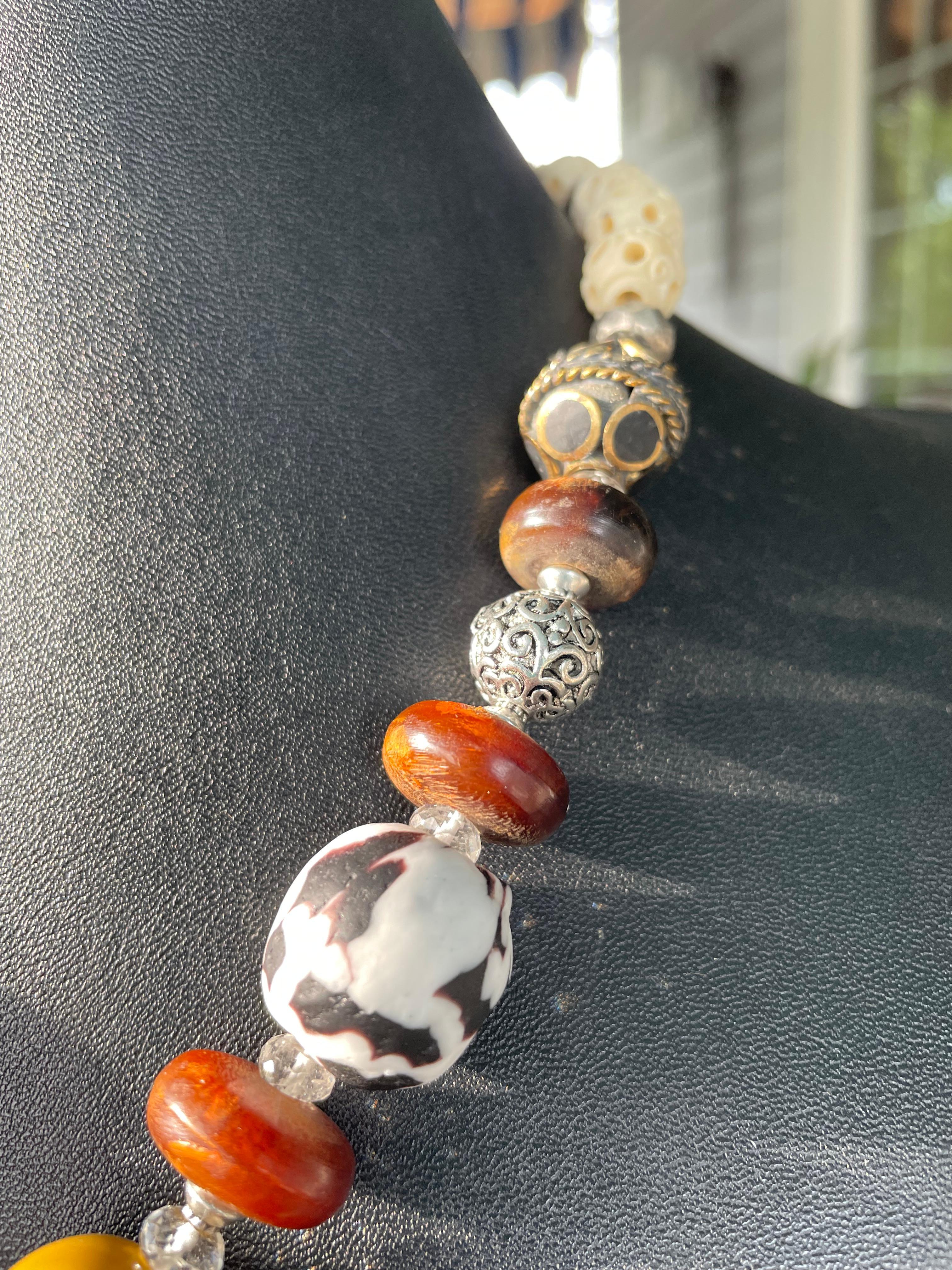 da uomo o donna LB offre spille Sterling Vintage Perline africane Agate Wood Bone Collana in vendita