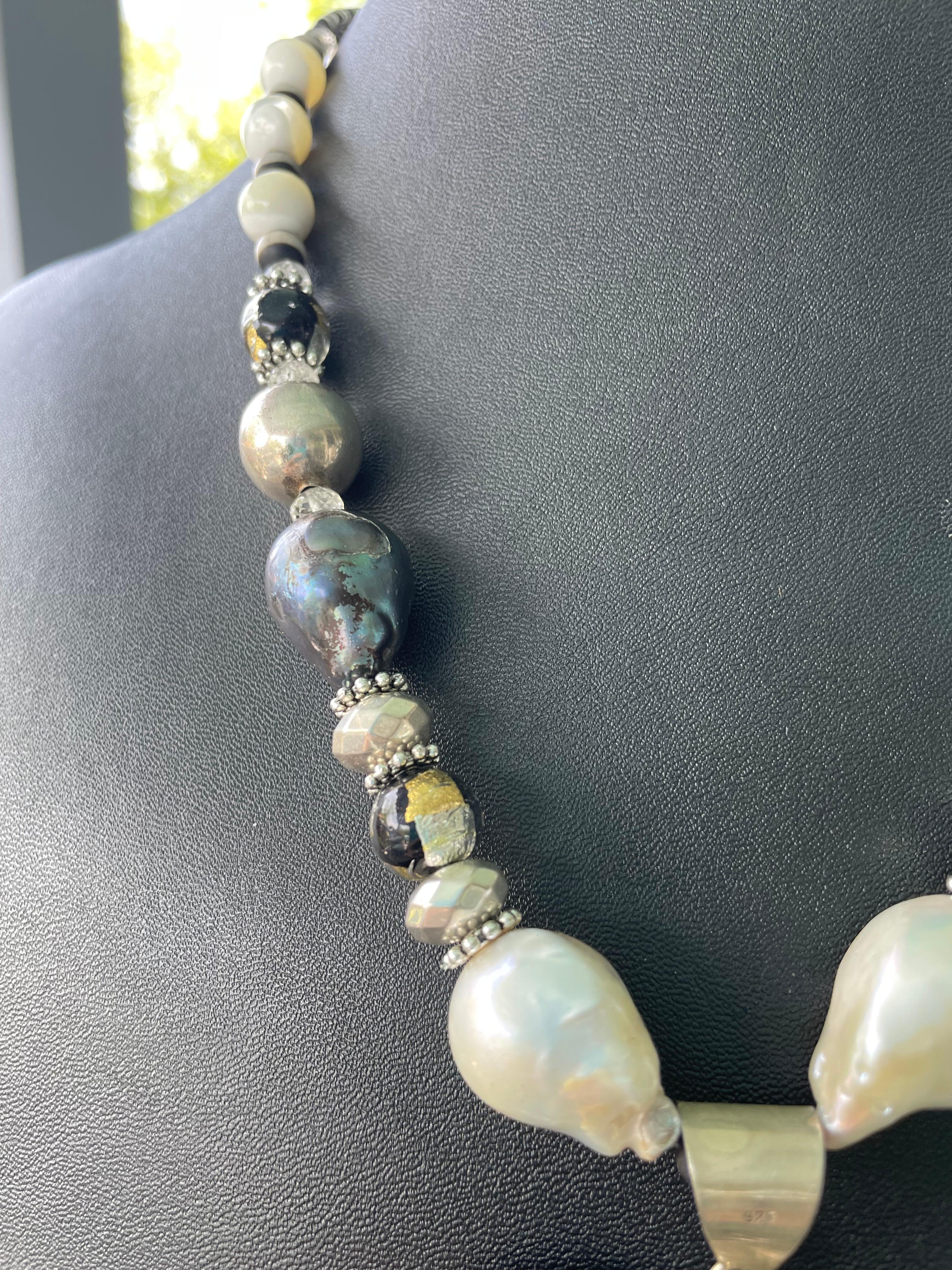 Cabochon LB offers Vintage Sterling Brooches Baroque Pearls Venetian MOP African Necklace in vendita