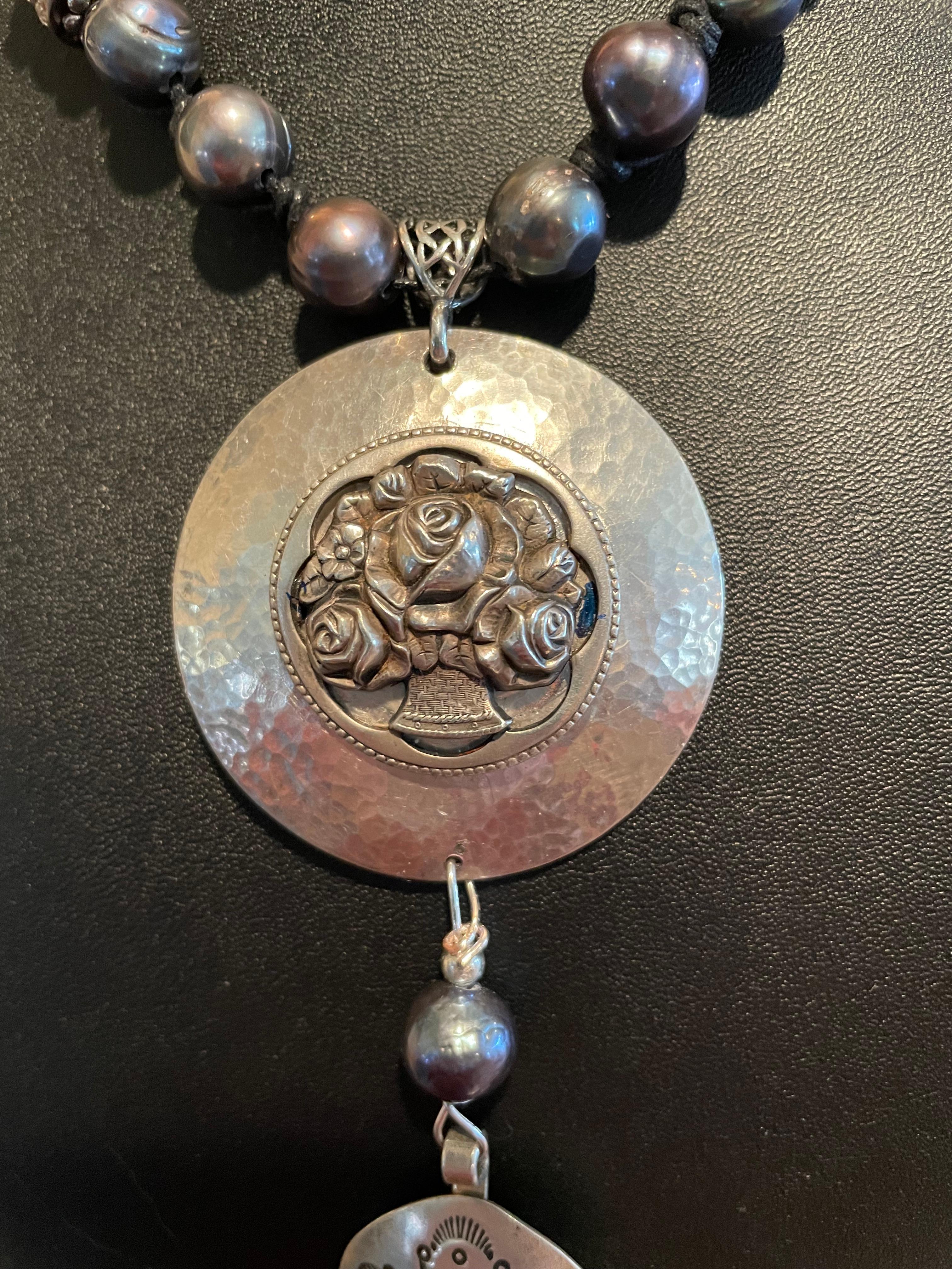 LB offers Vintage Sterling Brooches Pearl Pendant Peacock Pearls Silver Necklace For Sale 3