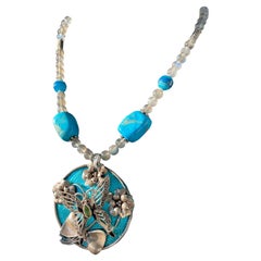 LB offre un ciondolo con spille in sterling vintage e una collana di agate turchesi