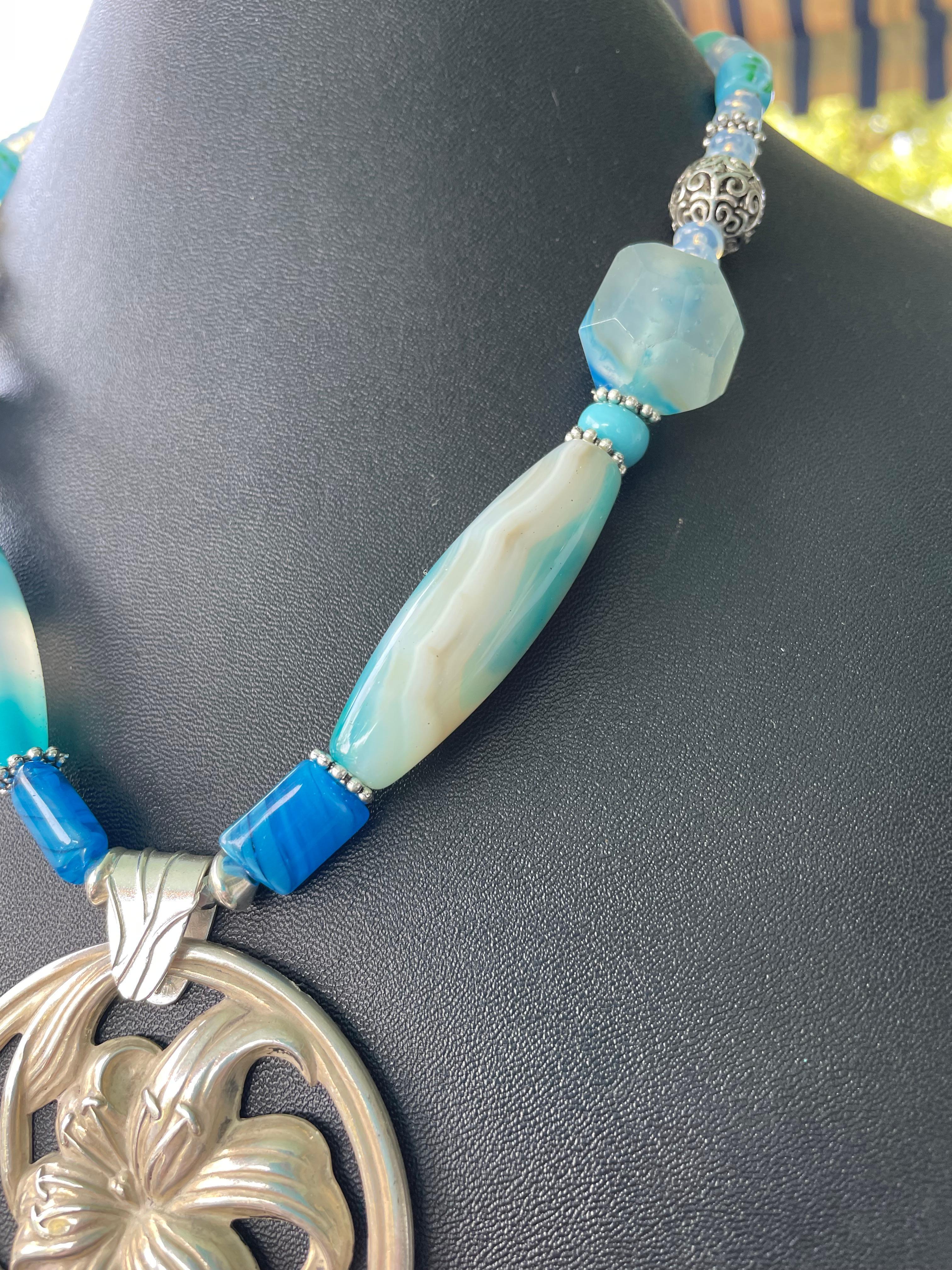 LB offre spilla floreale vintage in sterling, croce di turchese e agata, collana di cristallo In condizioni buone in vendita a Pittsburgh, PA