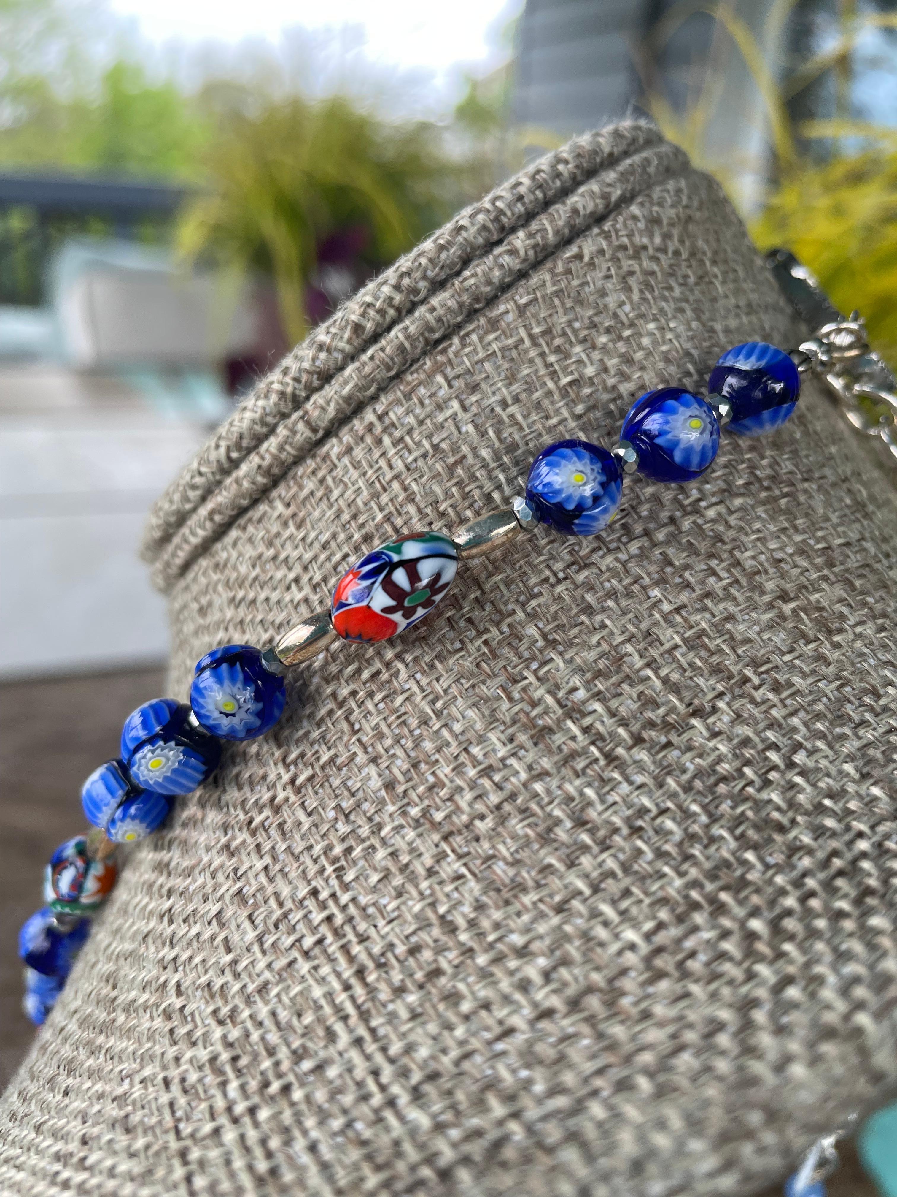 LB offers Vintage Sterling Lapis pendant vintage Venetian glass beads necklace In Good Condition For Sale In Pittsburgh, PA