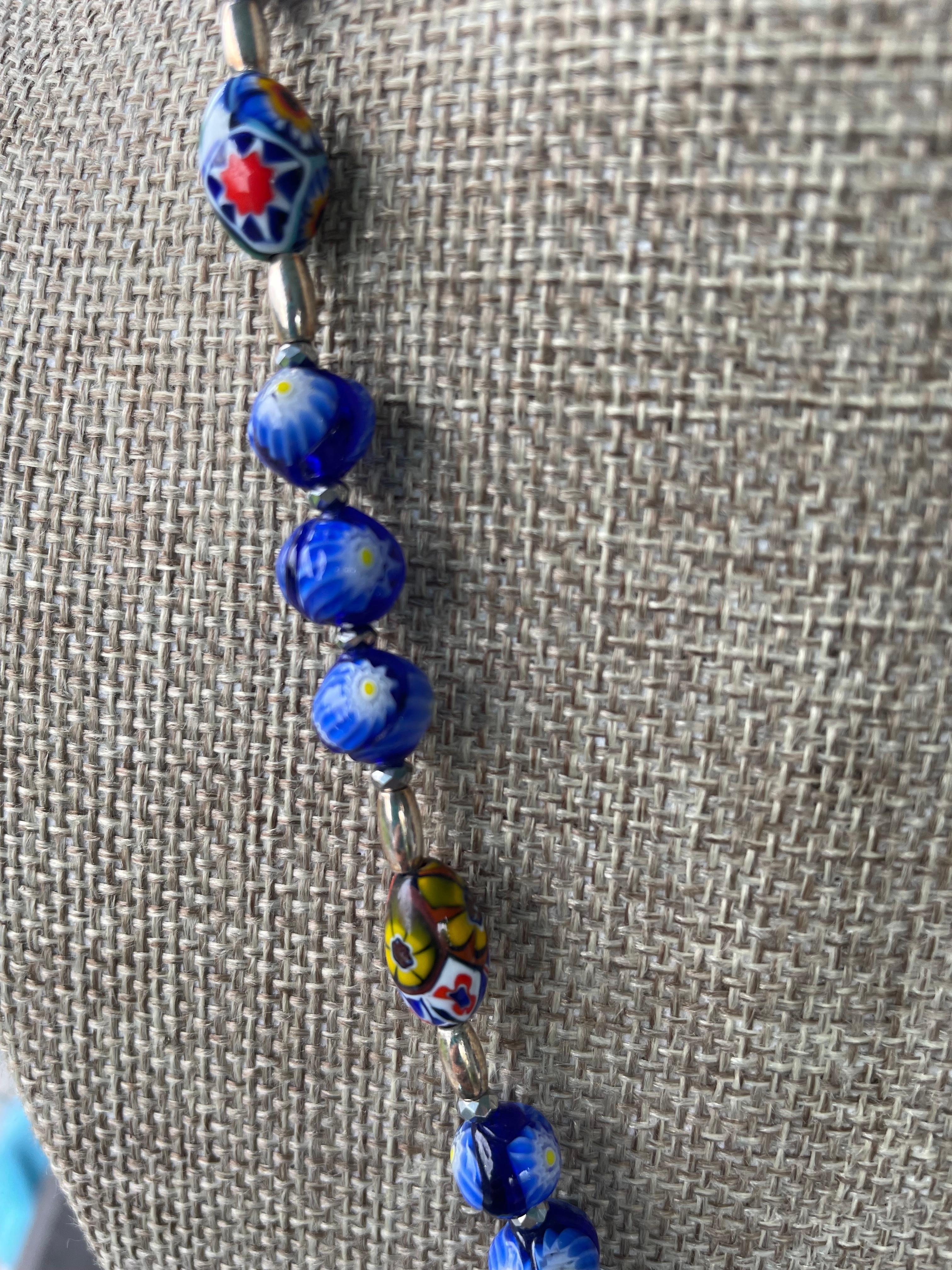 LB offers Vintage Sterling Lapis pendant vintage Venetian glass beads necklace For Sale 3