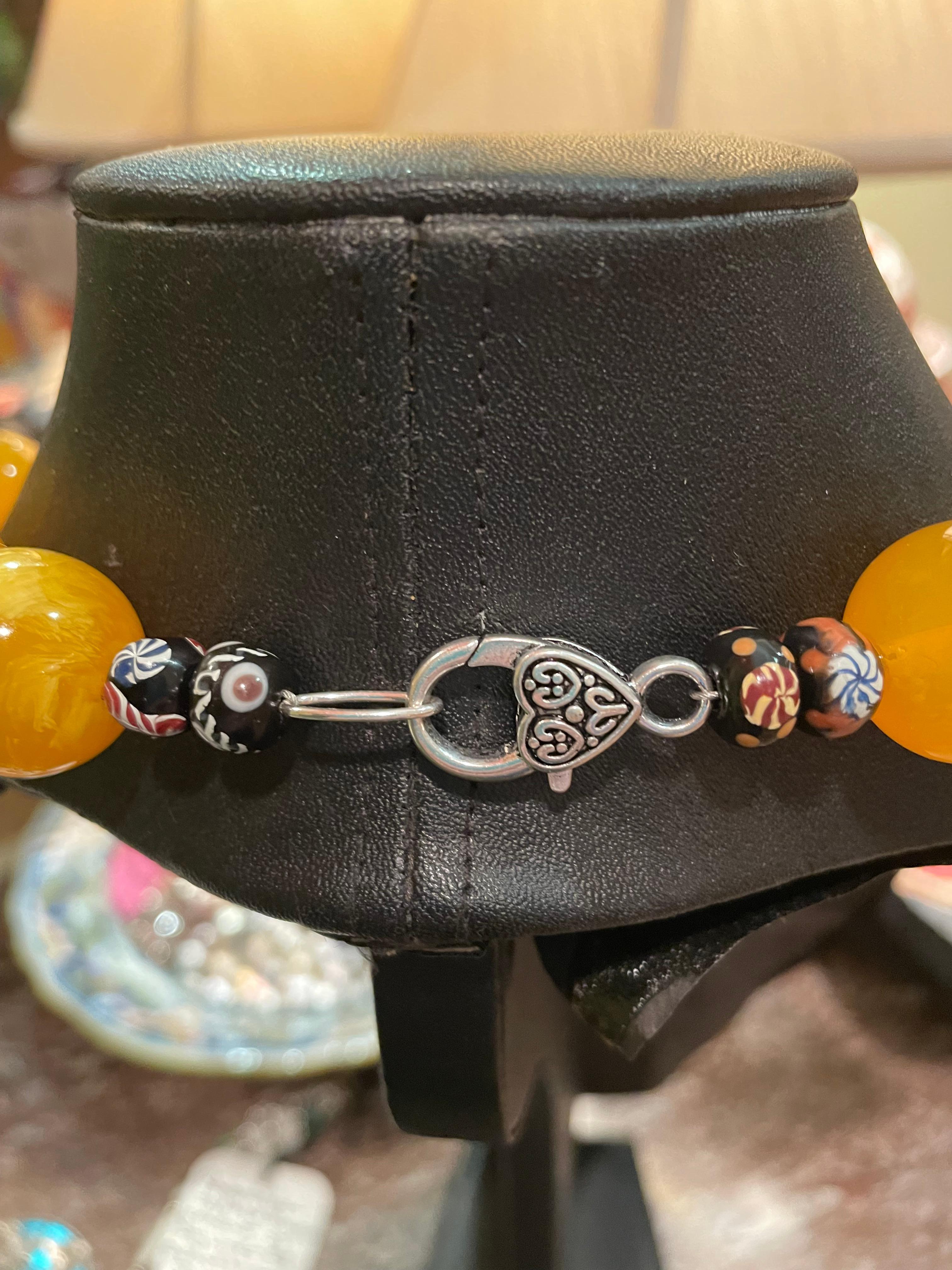 LB offers Vintage Sterling Silver Peacock Buckle Tibetan Amber African Necklace For Sale 2