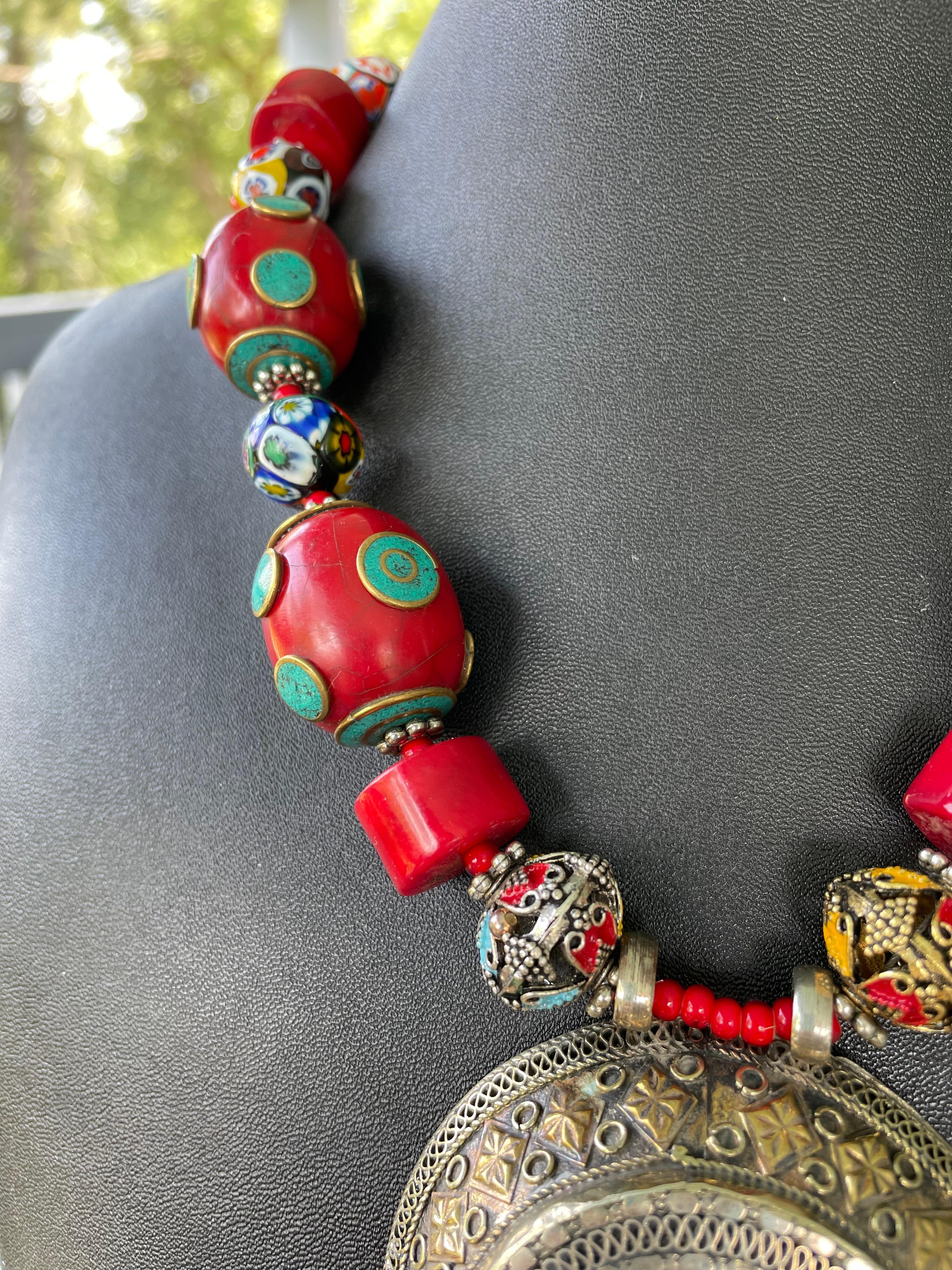 Bead LB offers Vintage Tibetan Silver Enamel pendant Venetian glass Coral necklace