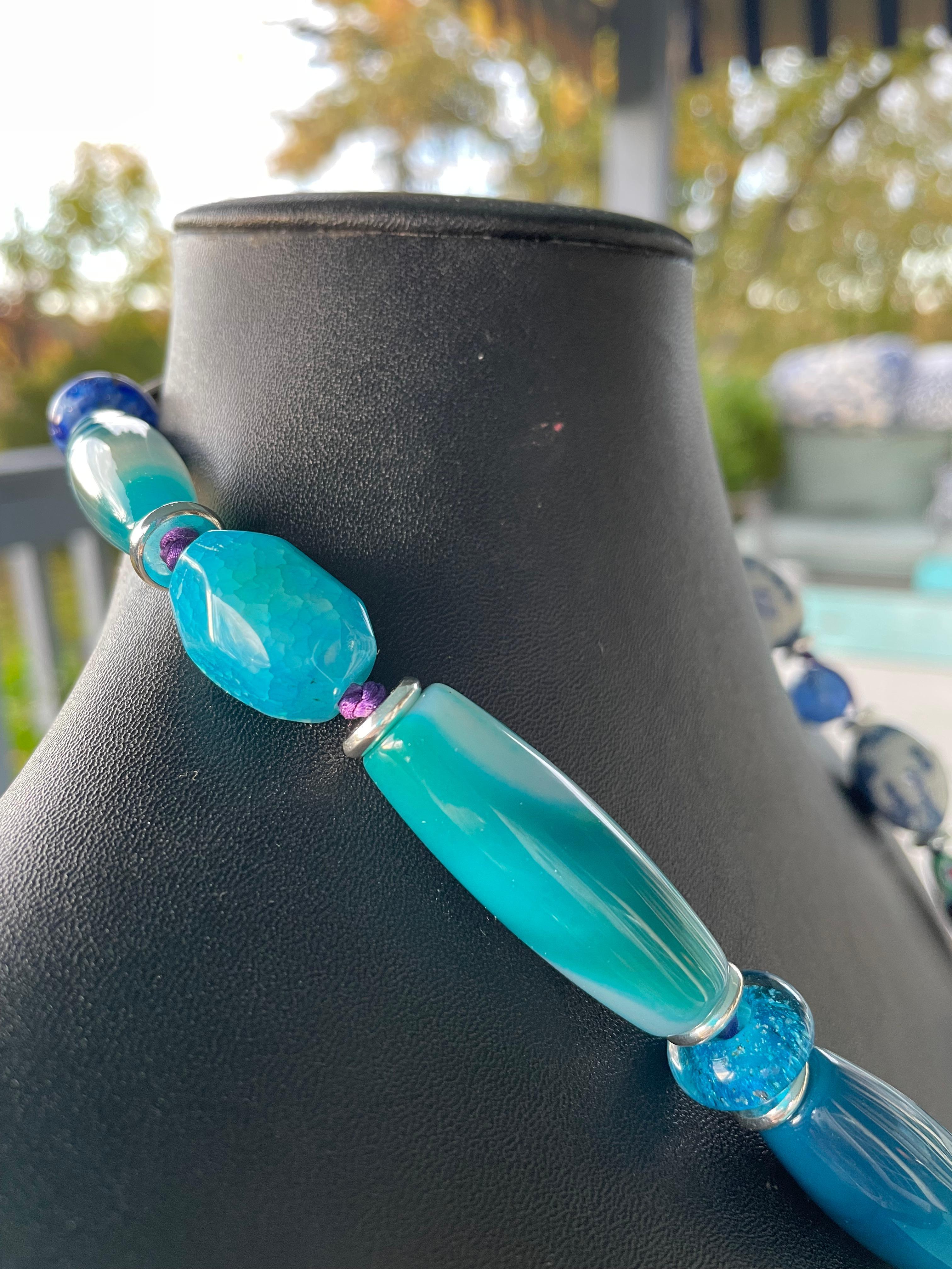 LB offers Vintage Venetian Agates Chinese ceramic Rondelles Crystal Necklace For Sale 4