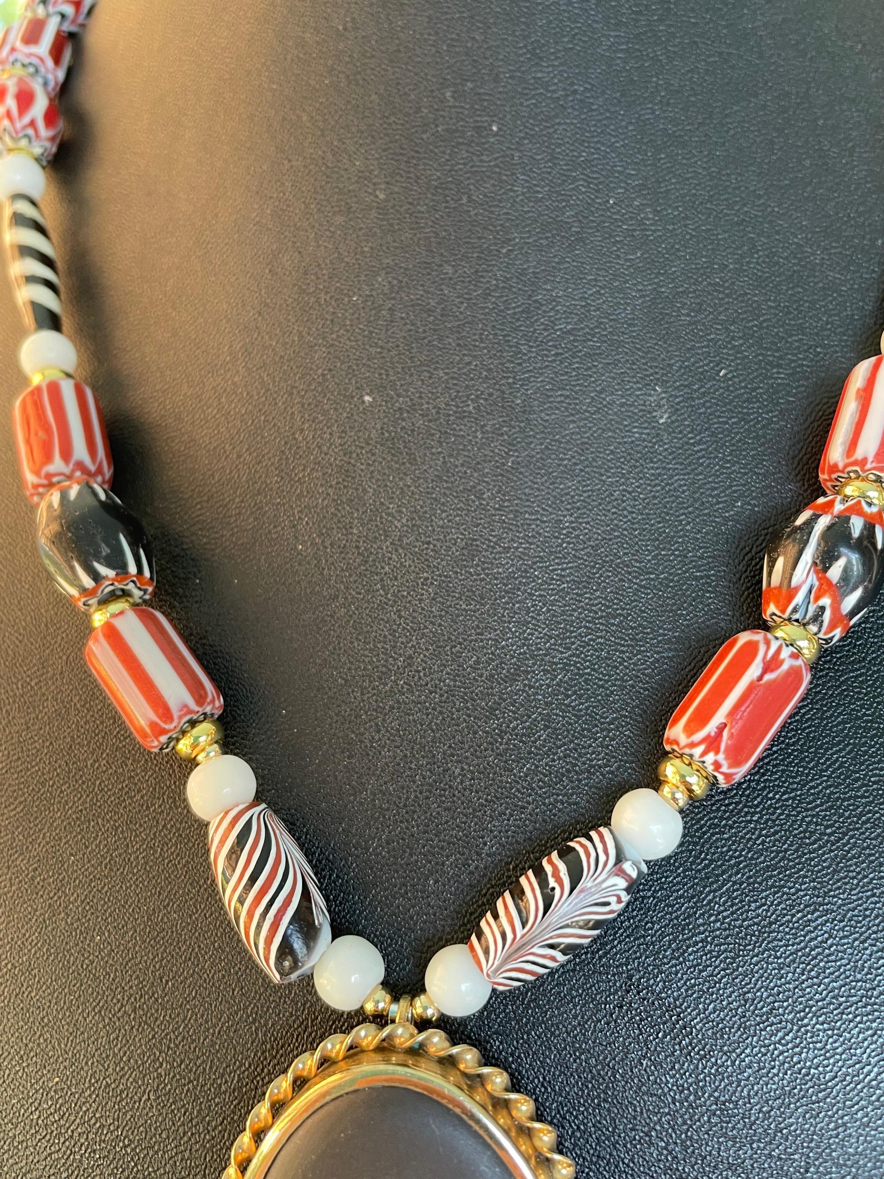 Artisan LB offers Vintage Wedgewood Jasperware pendant Venetian Glass onyx necklace For Sale