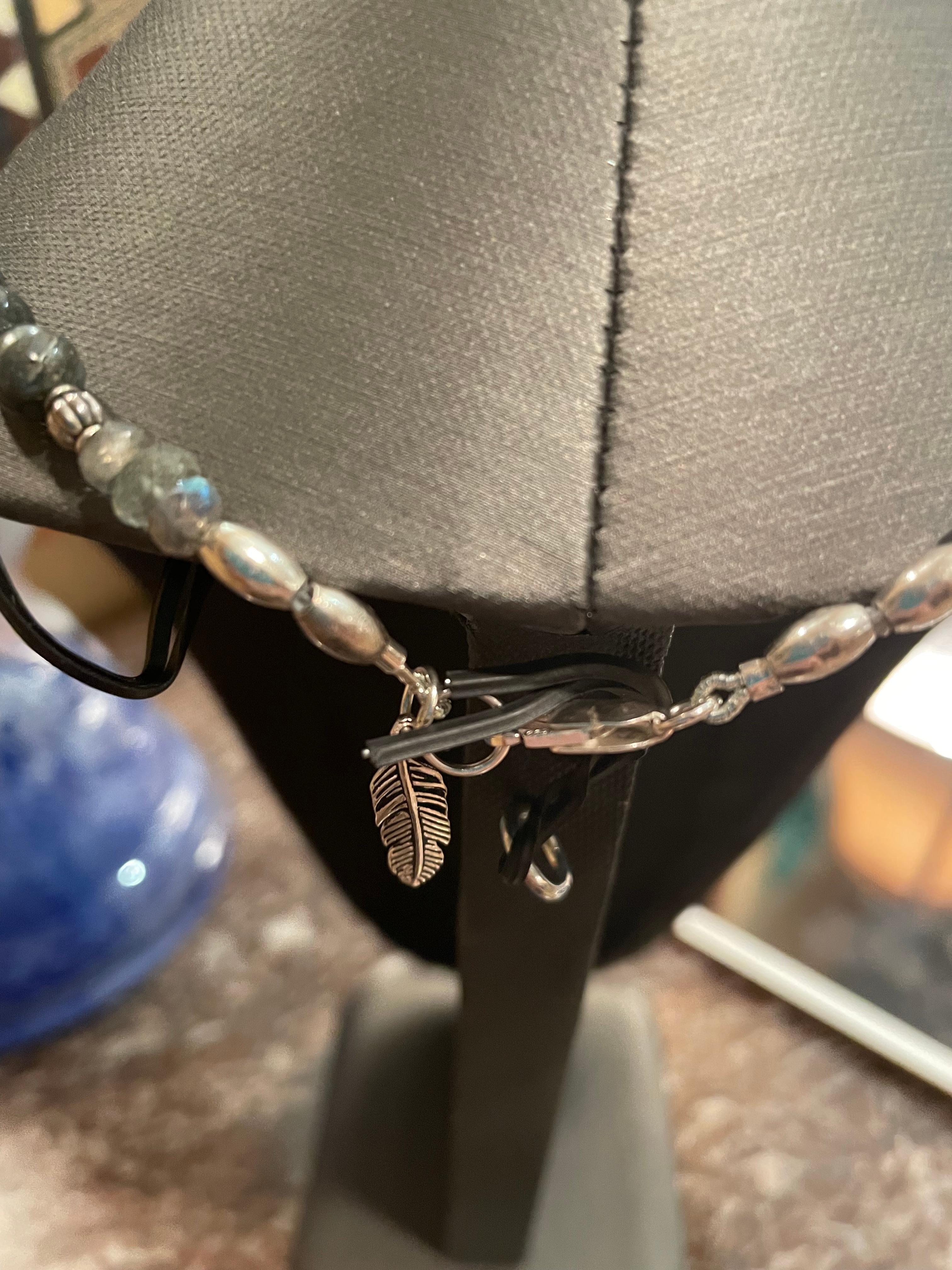 Amérindien LB, collier pendentif Marcasite vintage en argent sterling avec agate et labradorite turquoise  en vente
