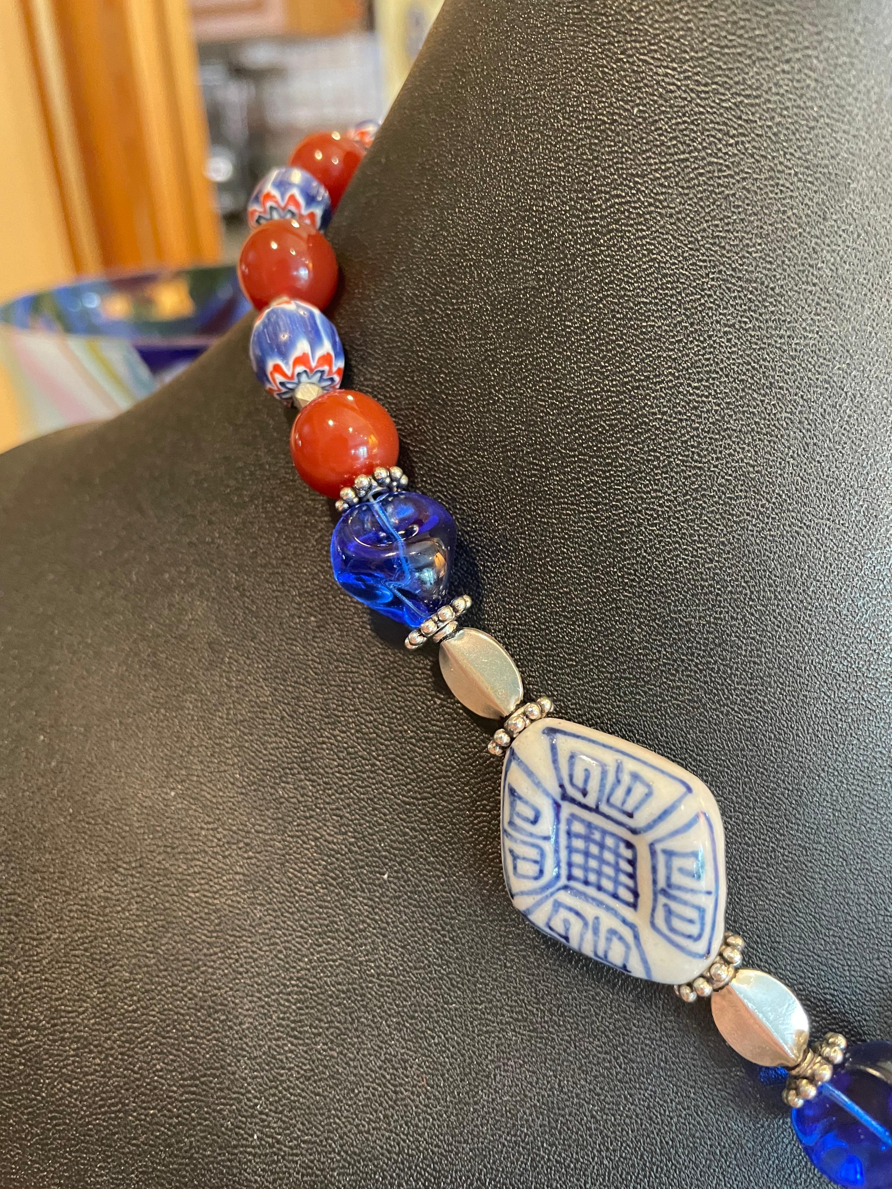 LB Karneol-Halskette im Stammesstil aus Sterlingsilber mit Jugendstil-Anhänger aus Keramik 3