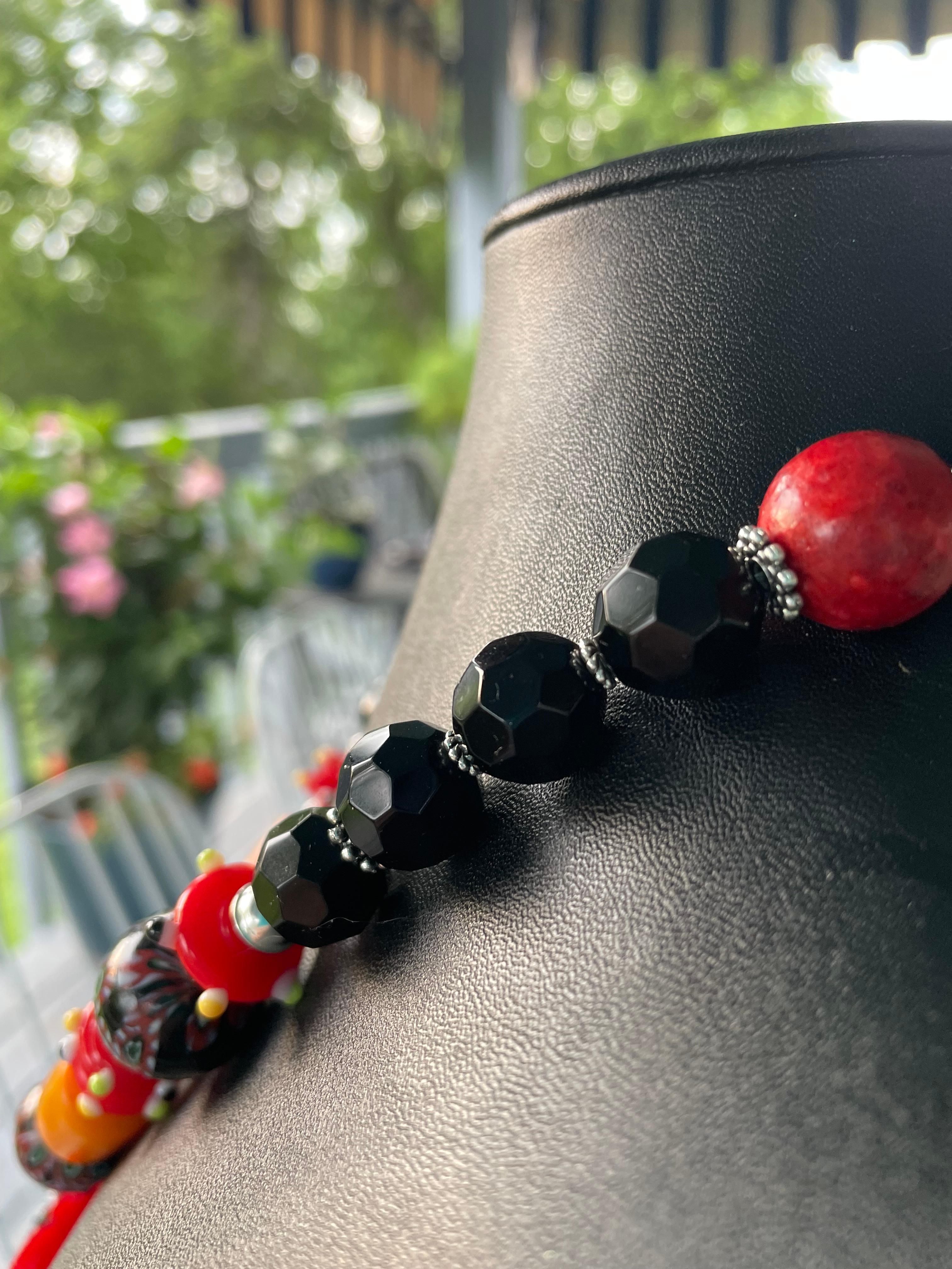 LBbb be offers Handmade Zebra Bakelite African Glass Jet SS Coral Necklace For Sale 2