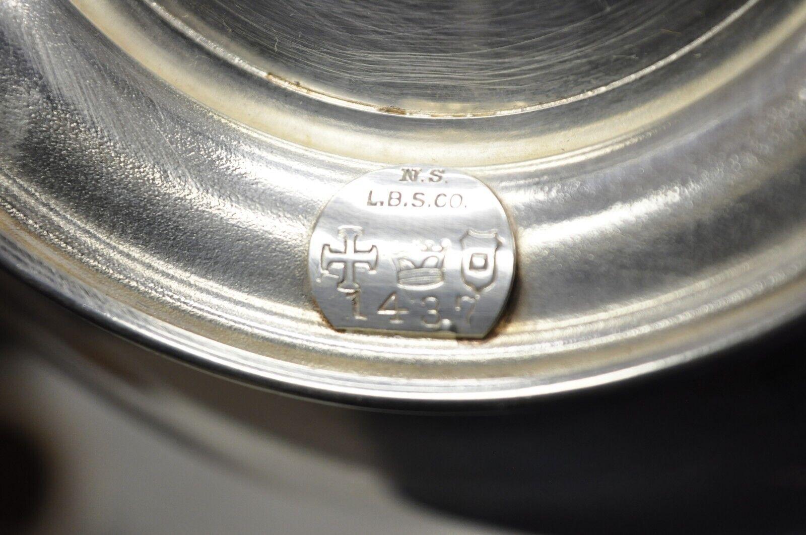 L.B.S. Co. Assiette creuse ronde Sheffield en métal argenté à deux poignées en vente 4