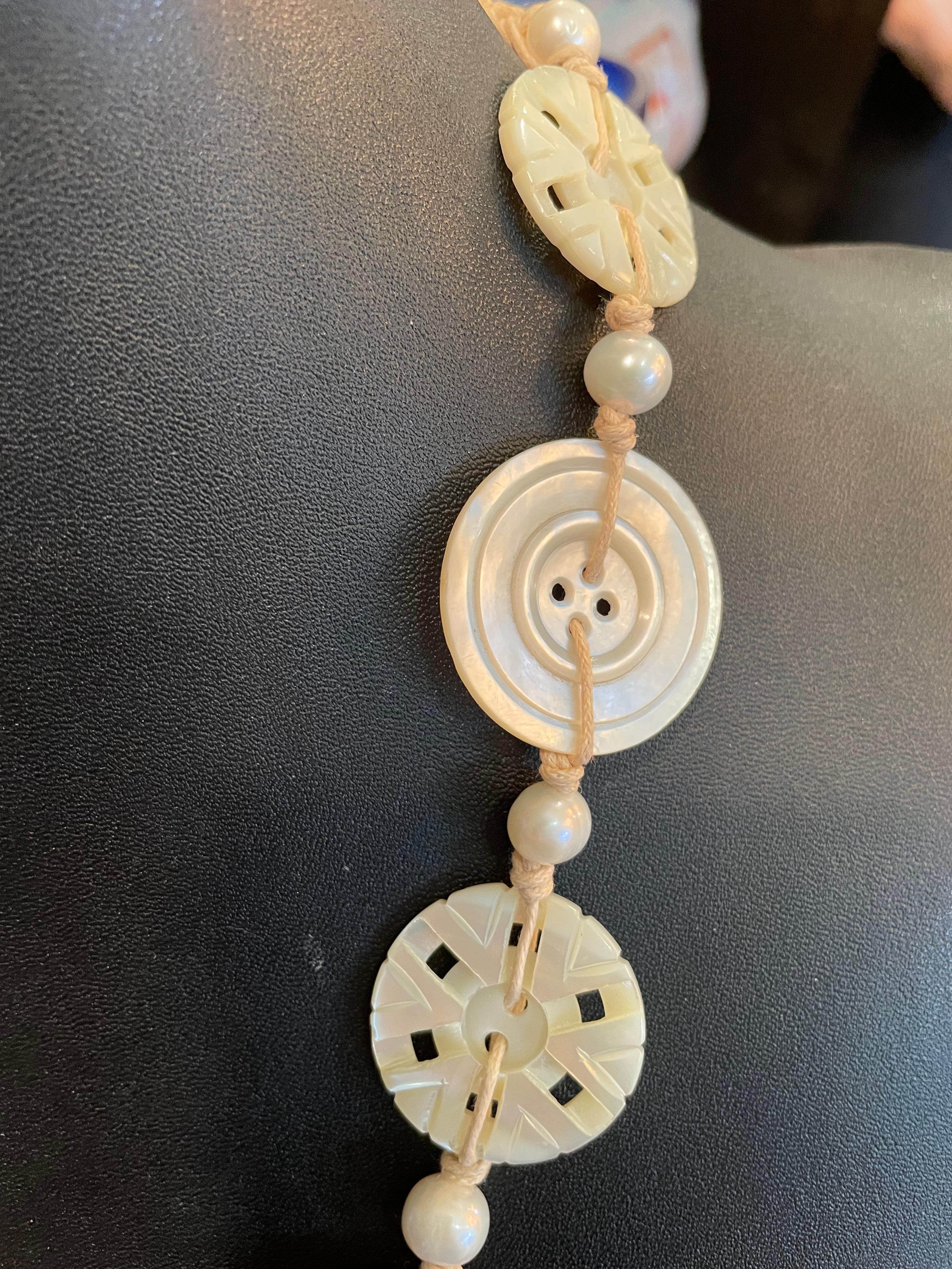 LBVintage Mother of Pearl Buttons on braided cord One of a Kind Necklace In Good Condition In Pittsburgh, PA