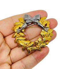 LC LIZ CLAIBORNE signiert Vintage Gold Ton Kranz Silber Bogen Designer Brosche