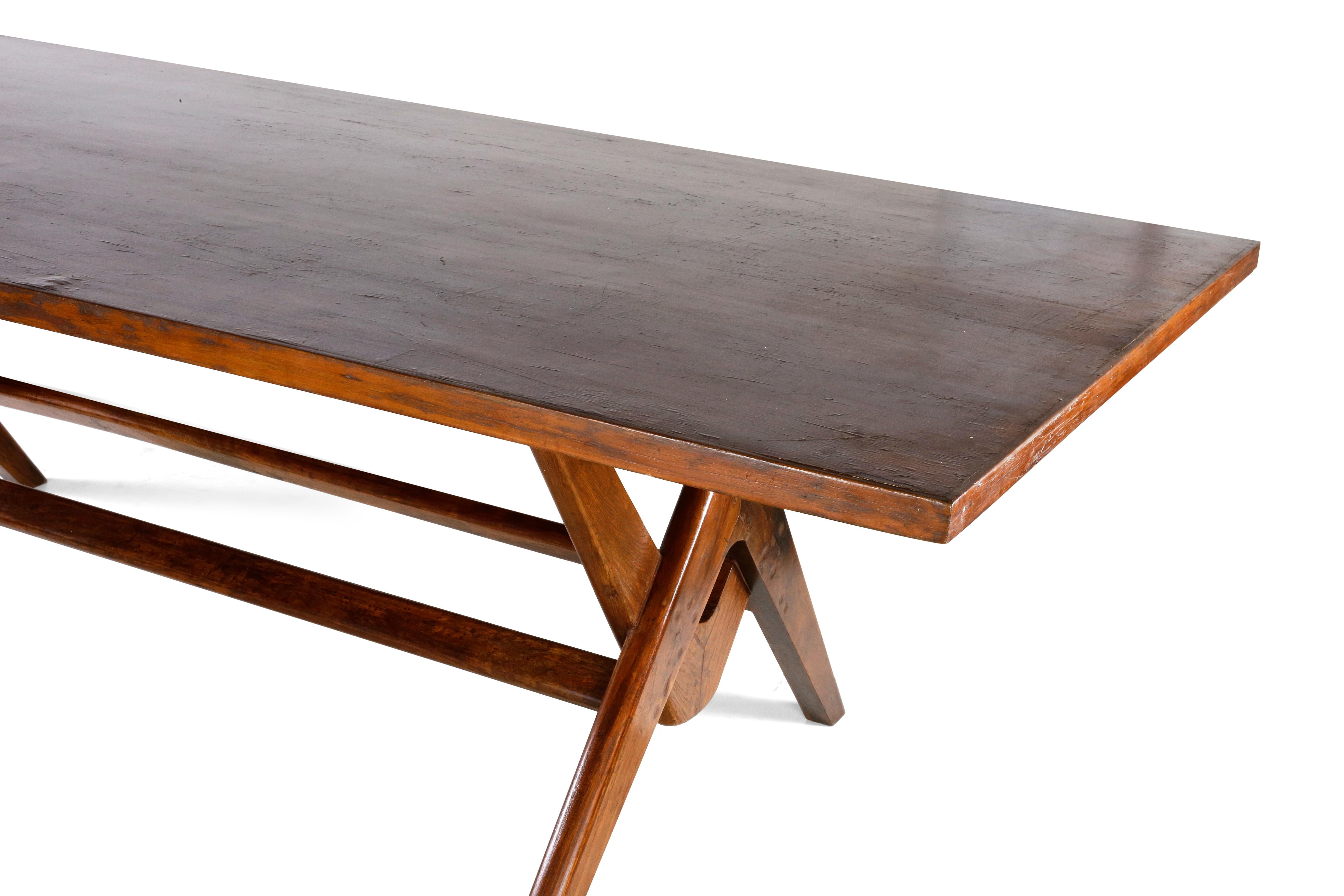 'LC/PJ-TAT-14-A' Original Conference Table by Pierre Jeanneret and Le Corbusier In Good Condition In Zürich, CH