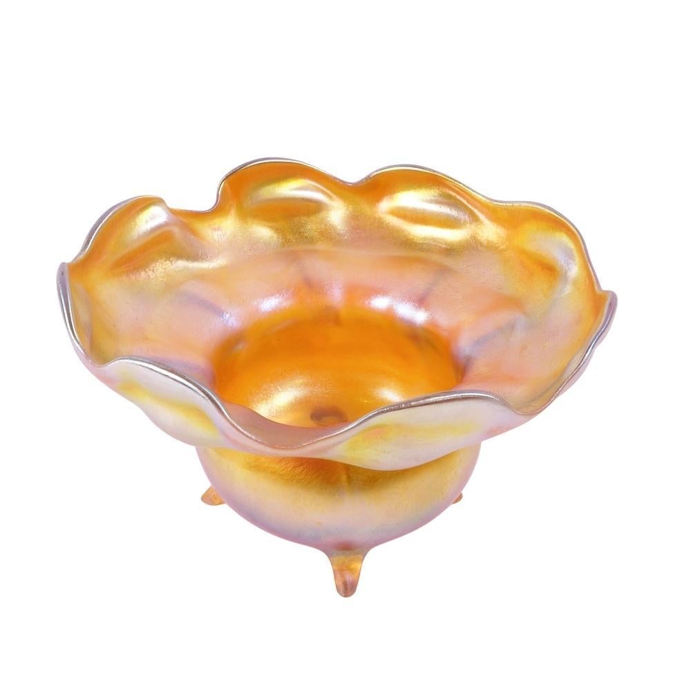 Art Nouveau L.C. Tiffany Gold Favrile Art Glass Floral Design Bowl with Pulled Feet 1909 For Sale