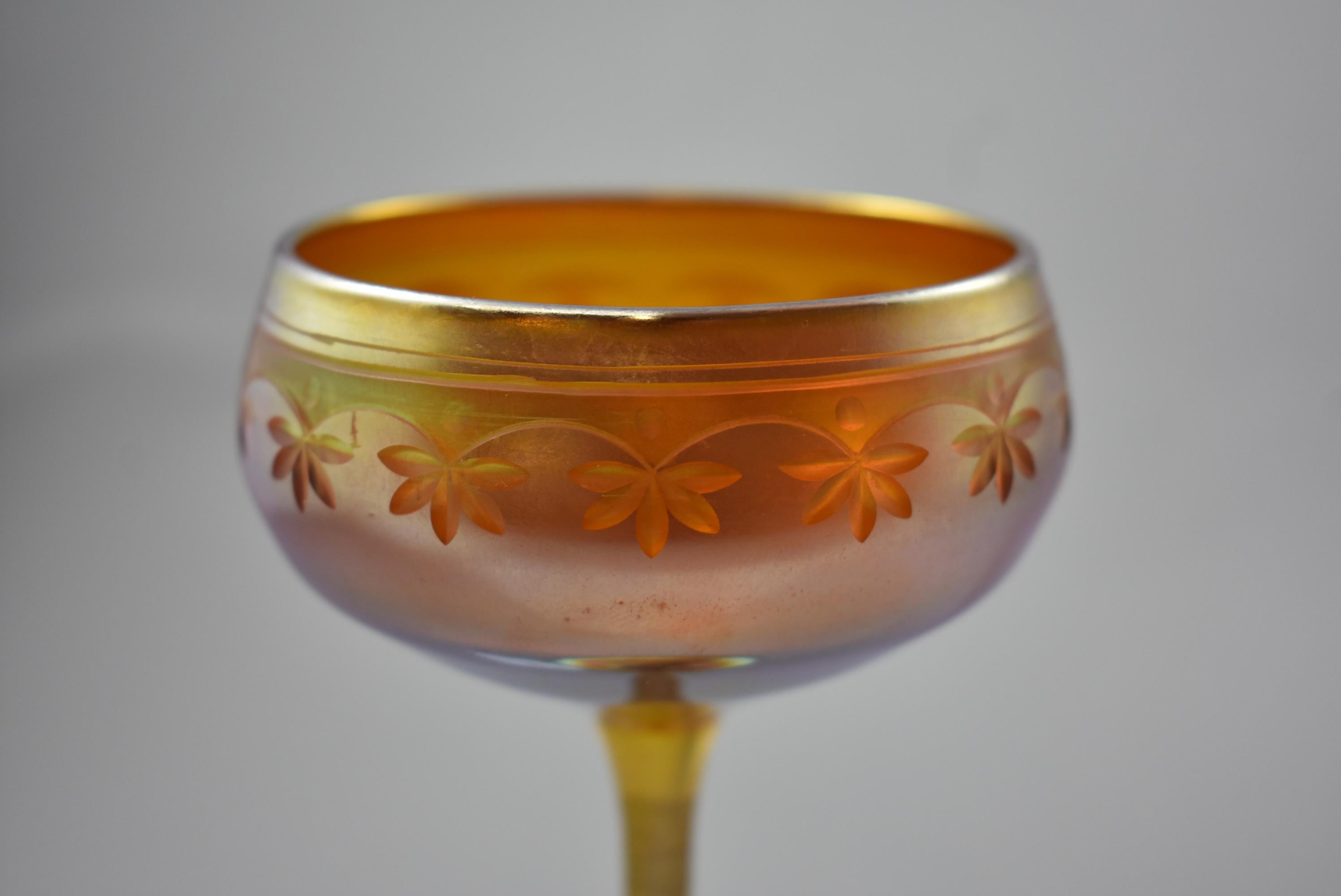 Art Deco L.C. Tiffany Favrile Stemware Gold Iridescent Glass Wheel Cut Detail Signed Pair