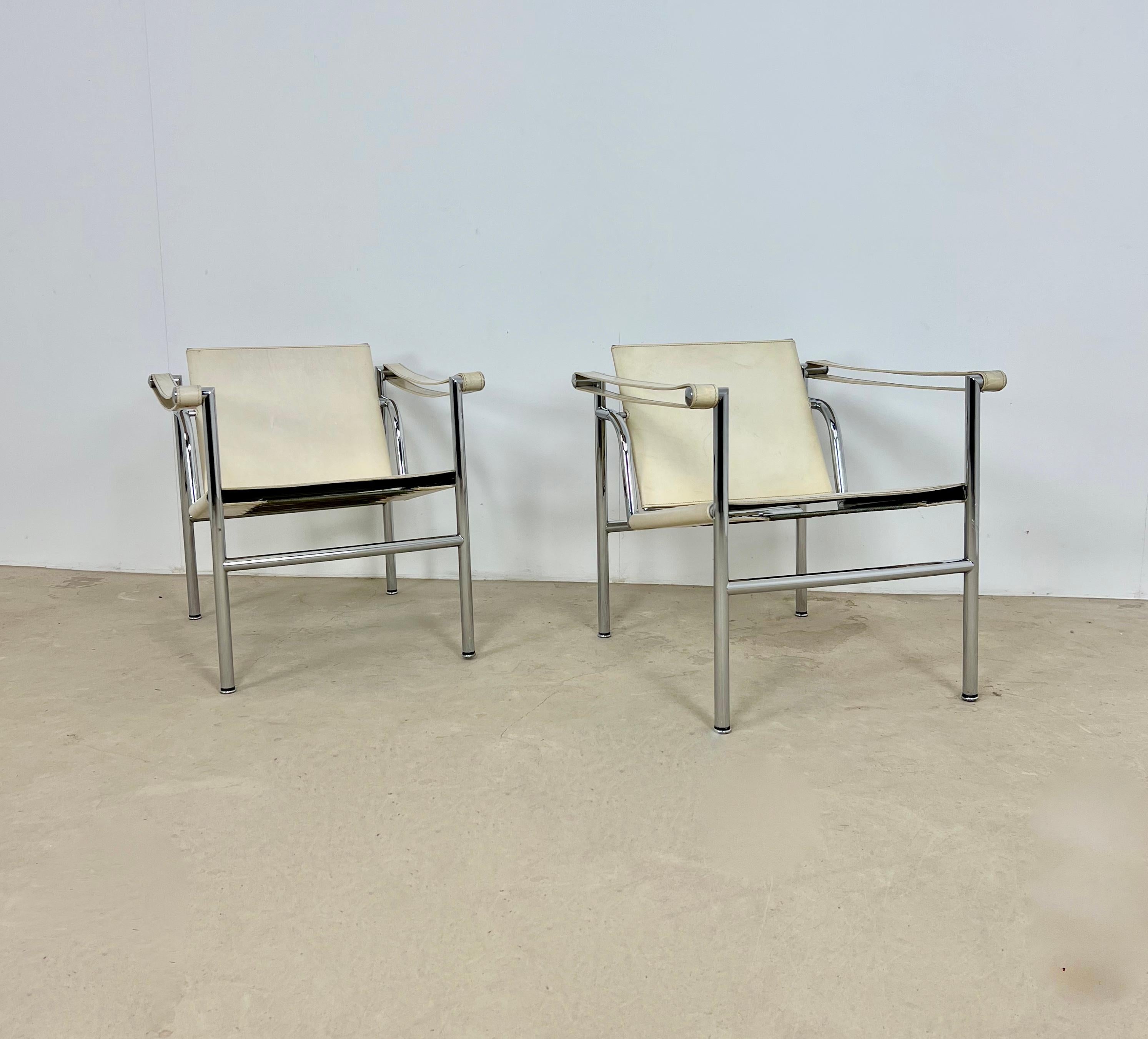 Mid-Century Modern LC1 Armchairs by Le Corbusier for Cassina, 1970s, Set of 2