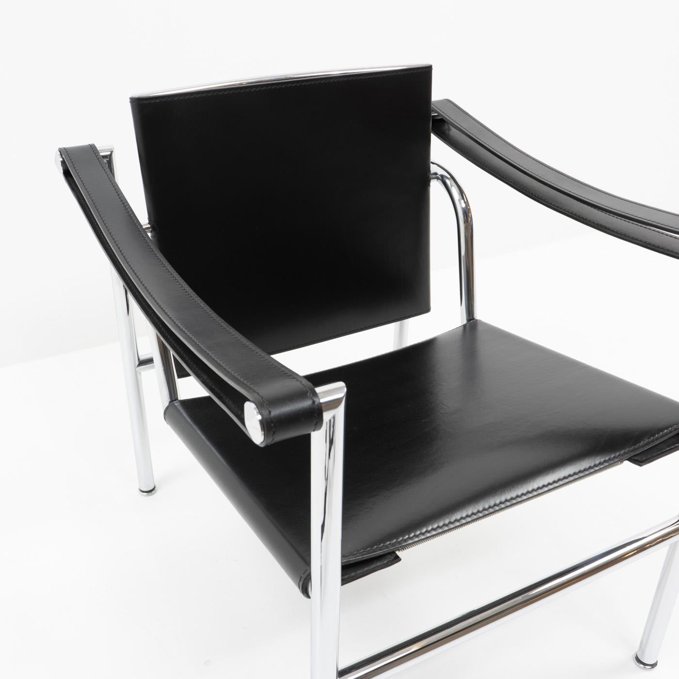 Metal LC1 Chair by Le Corbusier, Pierre Jeanneret, Charlotte Perriand for Cassina