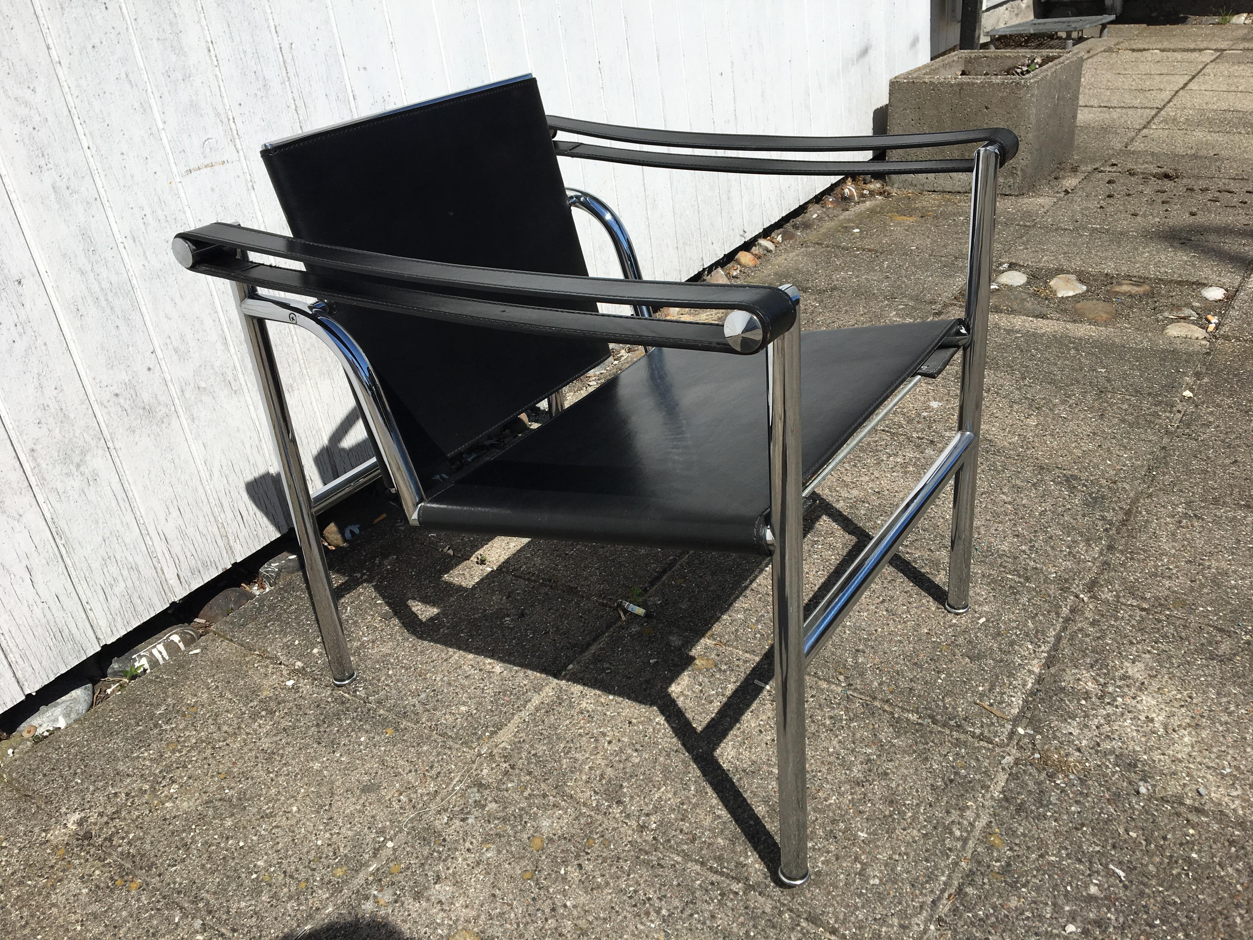 Mid-Century Modern LC1 Chair by Pierre Jeanneret for Le Corbusier Studio Paris, 1920s