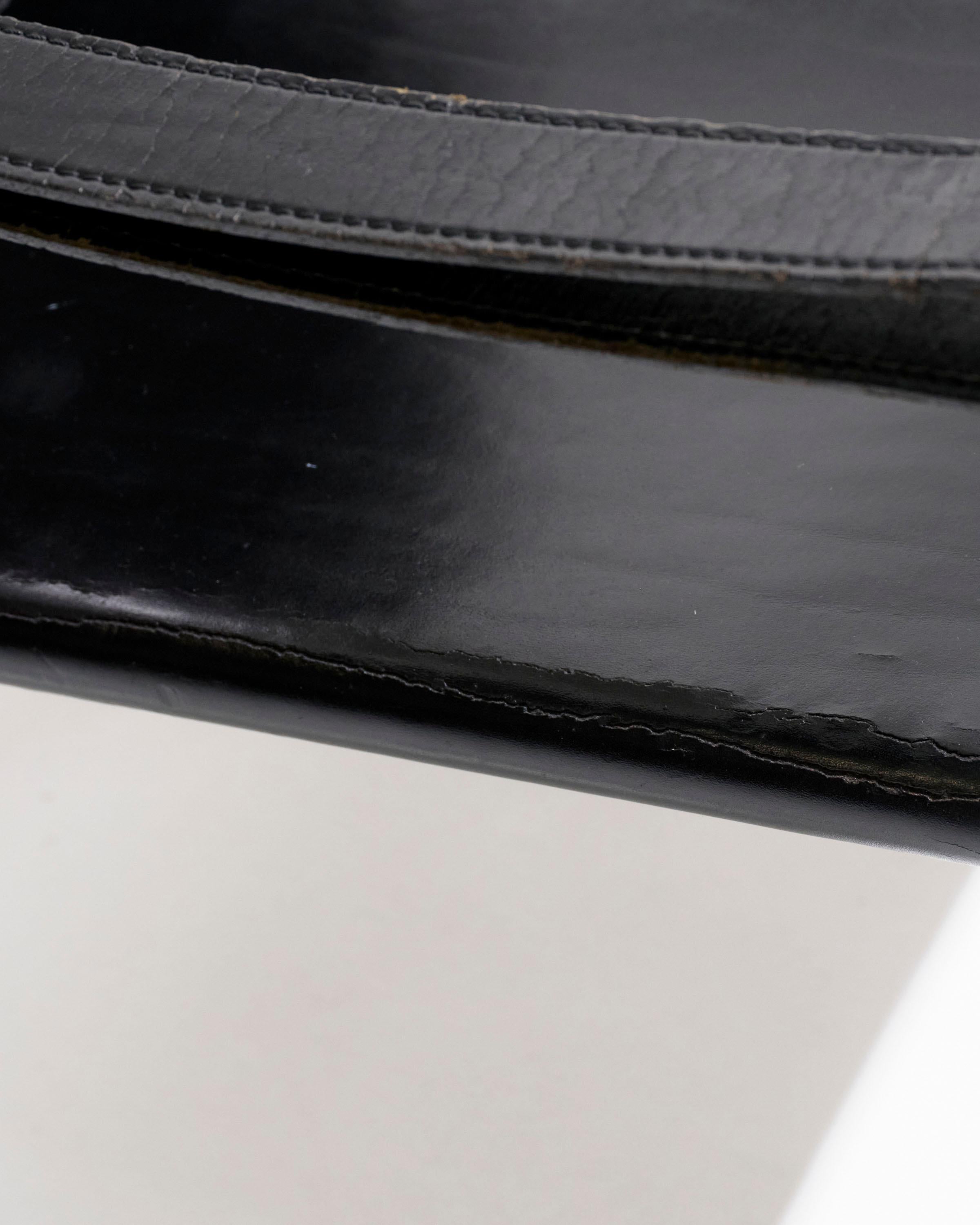 LC1 leather armchair, Le Corbusier, Cassina, 1960s For Sale 10