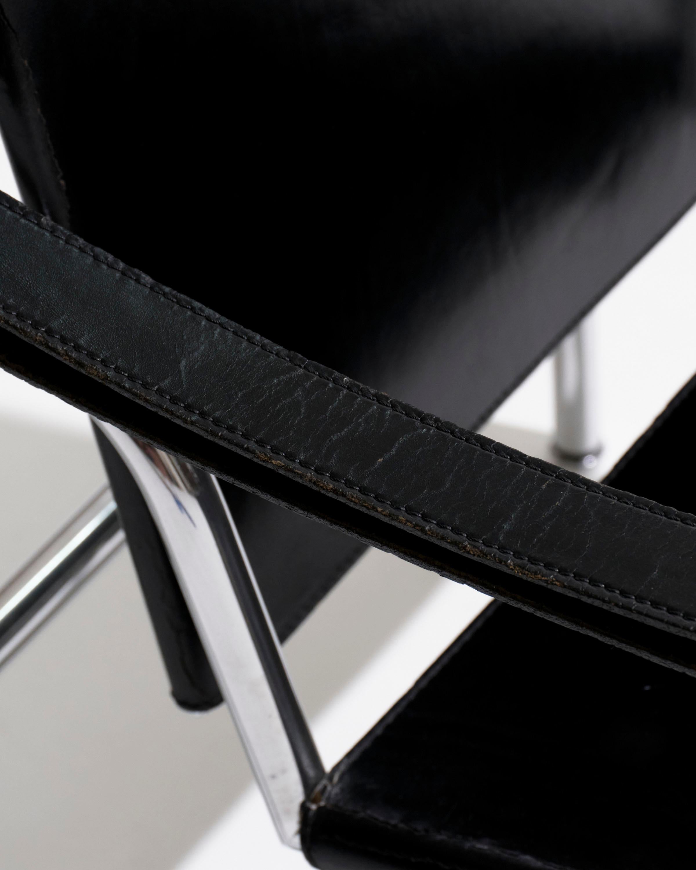 LC1 leather armchair, Le Corbusier, Cassina, 1960s For Sale 11