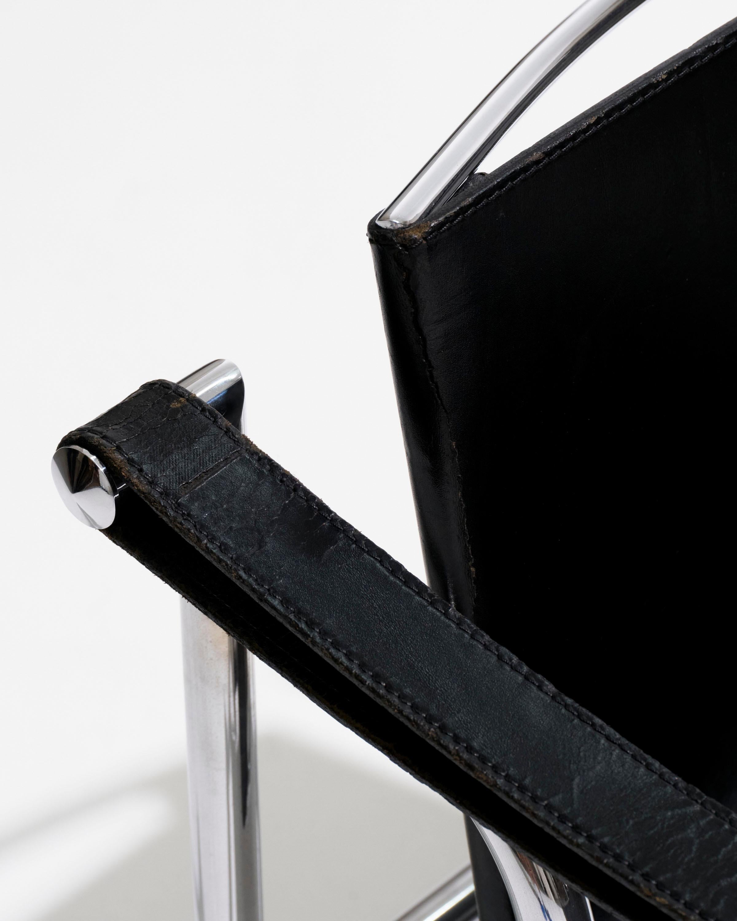 LC1 leather armchair, Le Corbusier, Cassina, 1960s For Sale 12
