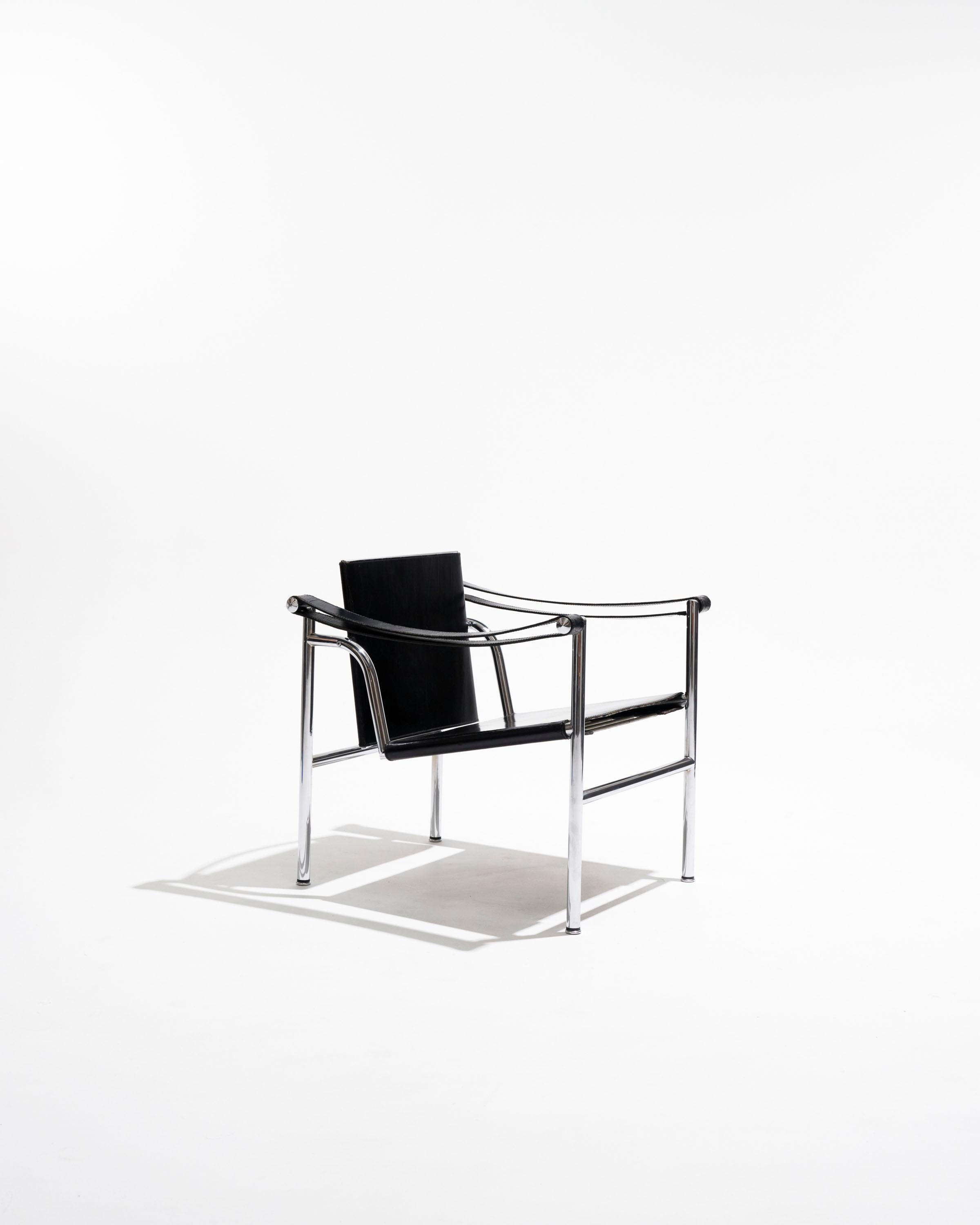 LC1 leather armchair, Le Corbusier, Cassina, 1960s For Sale 2