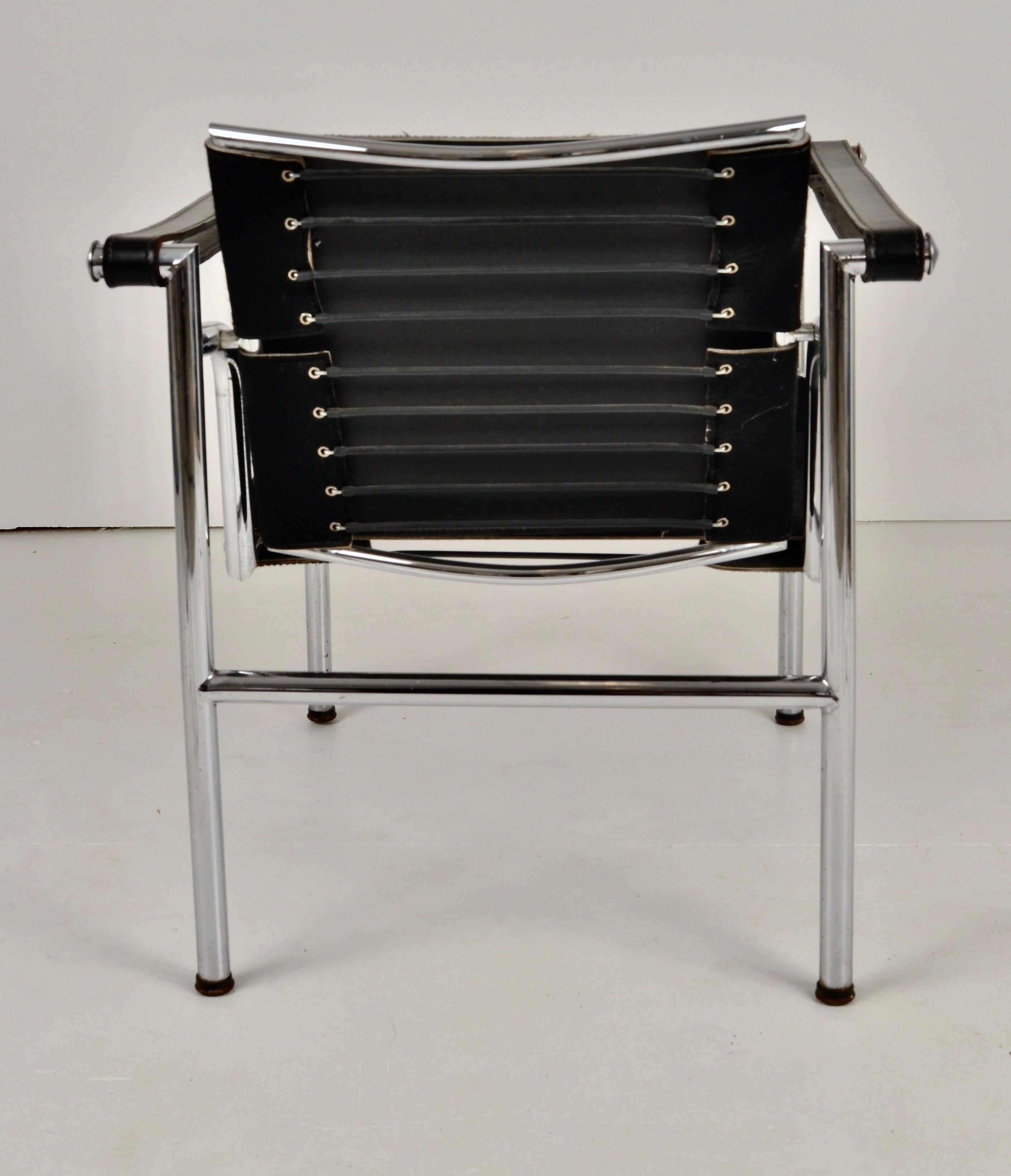 LC1 Lounge Chair by Le Corbusier, 1980s In Good Condition For Sale In Norwalk, CT